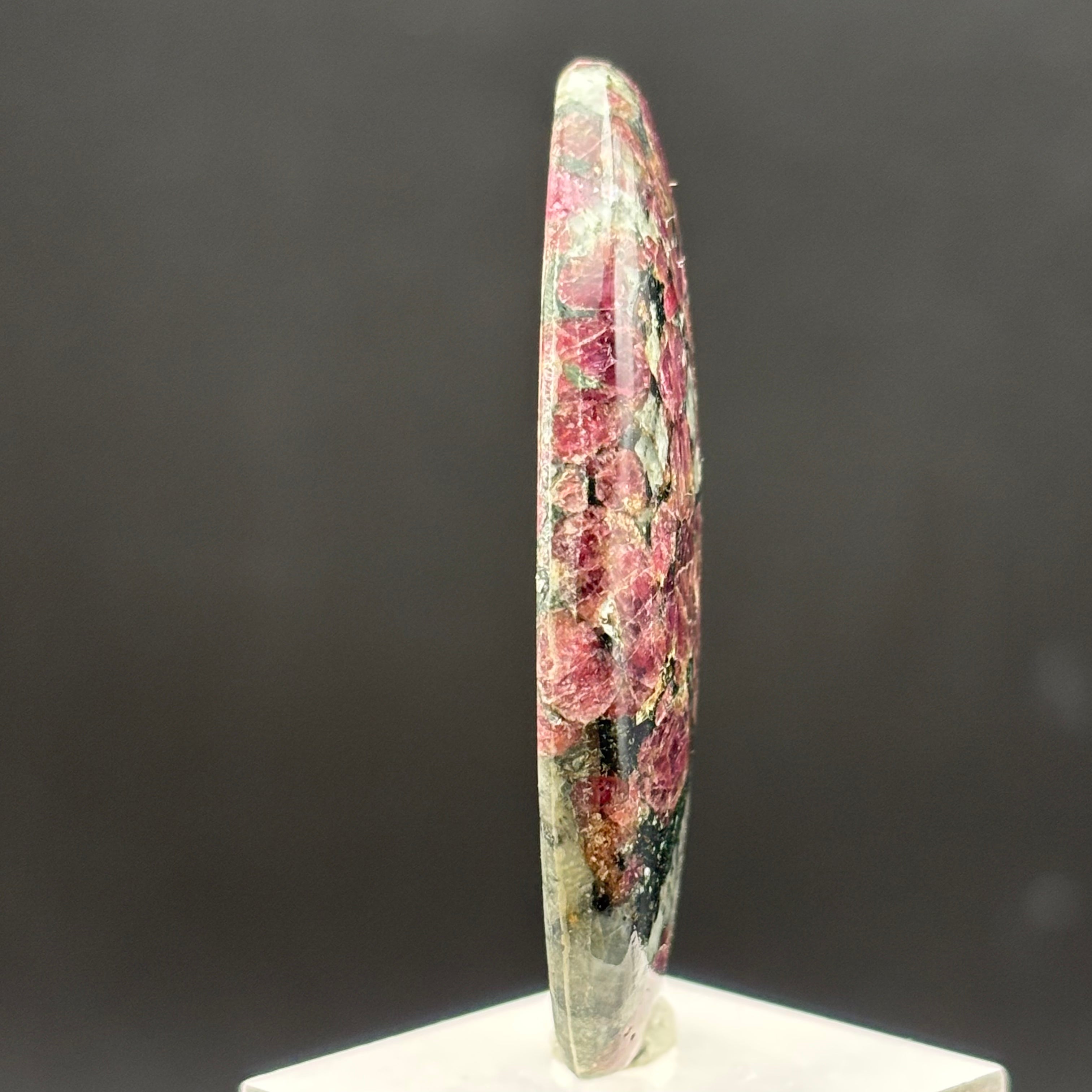 Eudialyte Cabochon - 042
