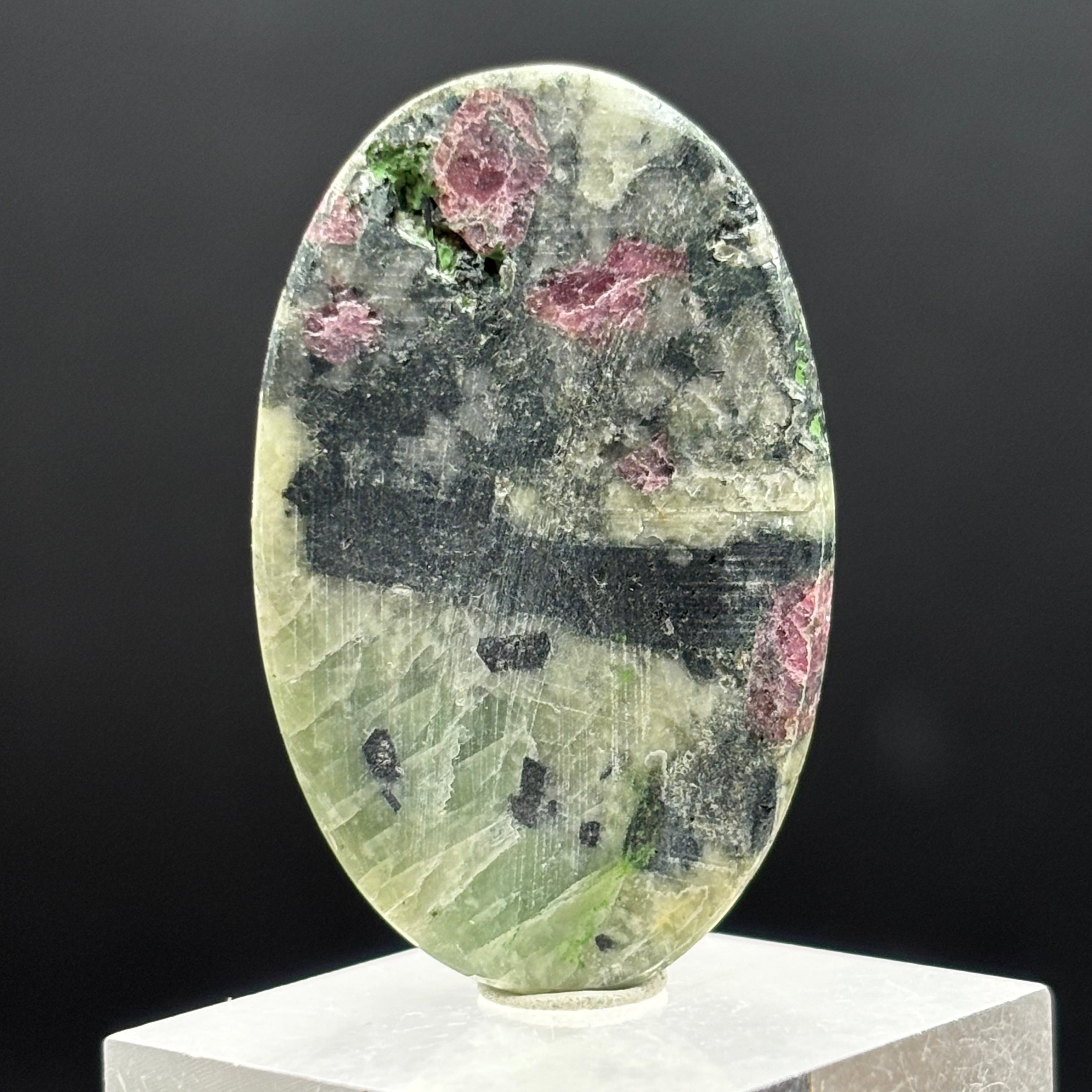 Eudialyte Cabochon - 045