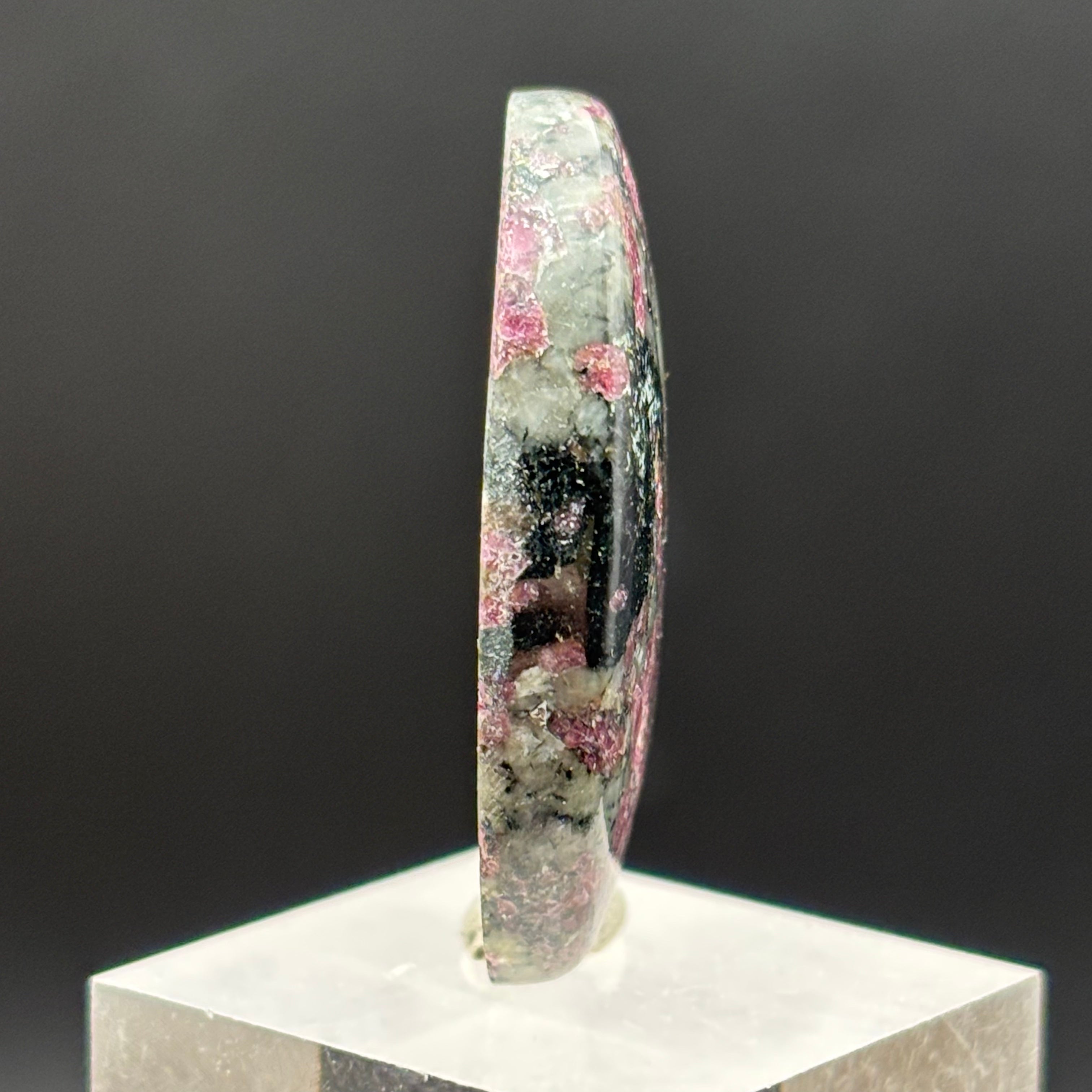 Eudialyte Cabochon - 048