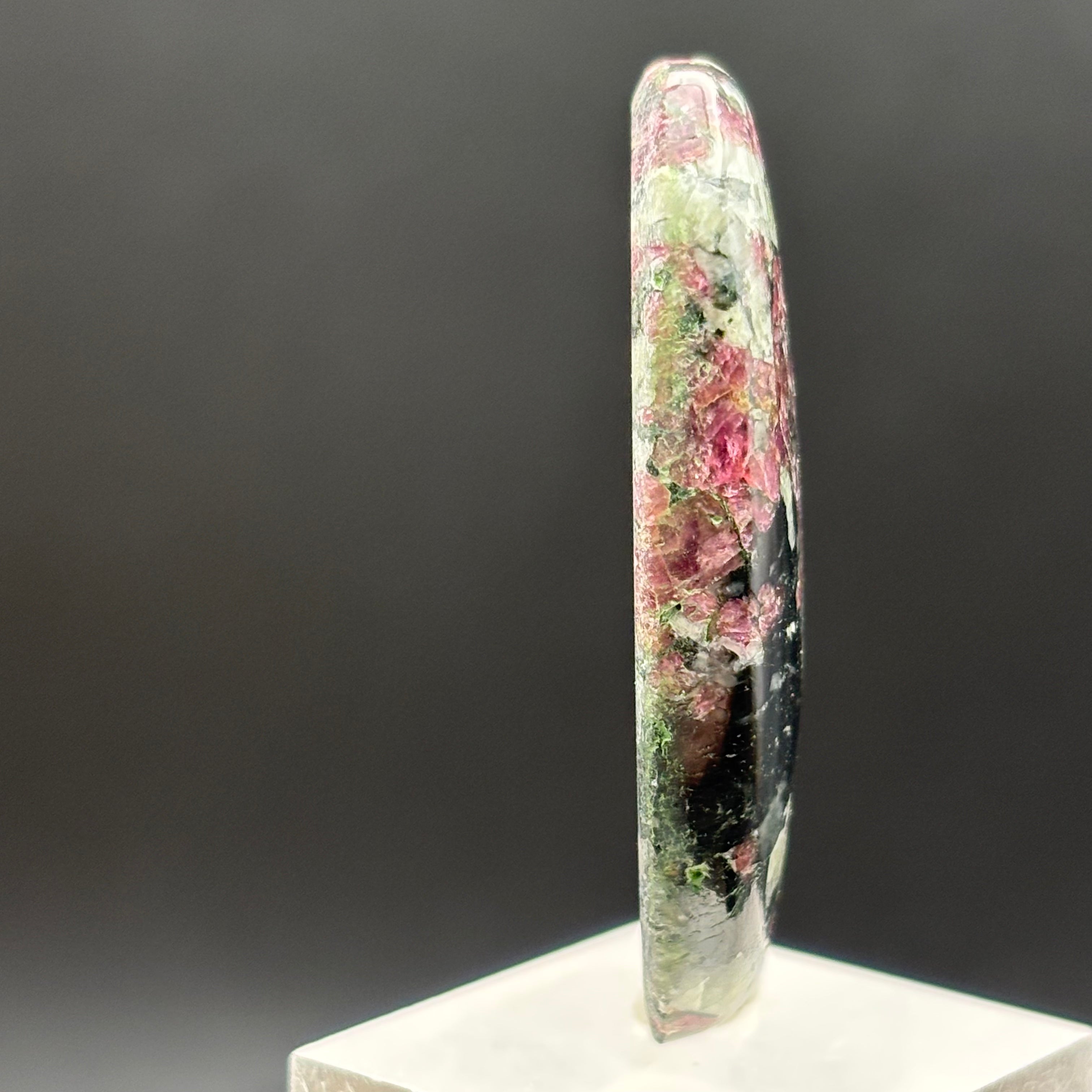 Eudialyte Cabochon - 050