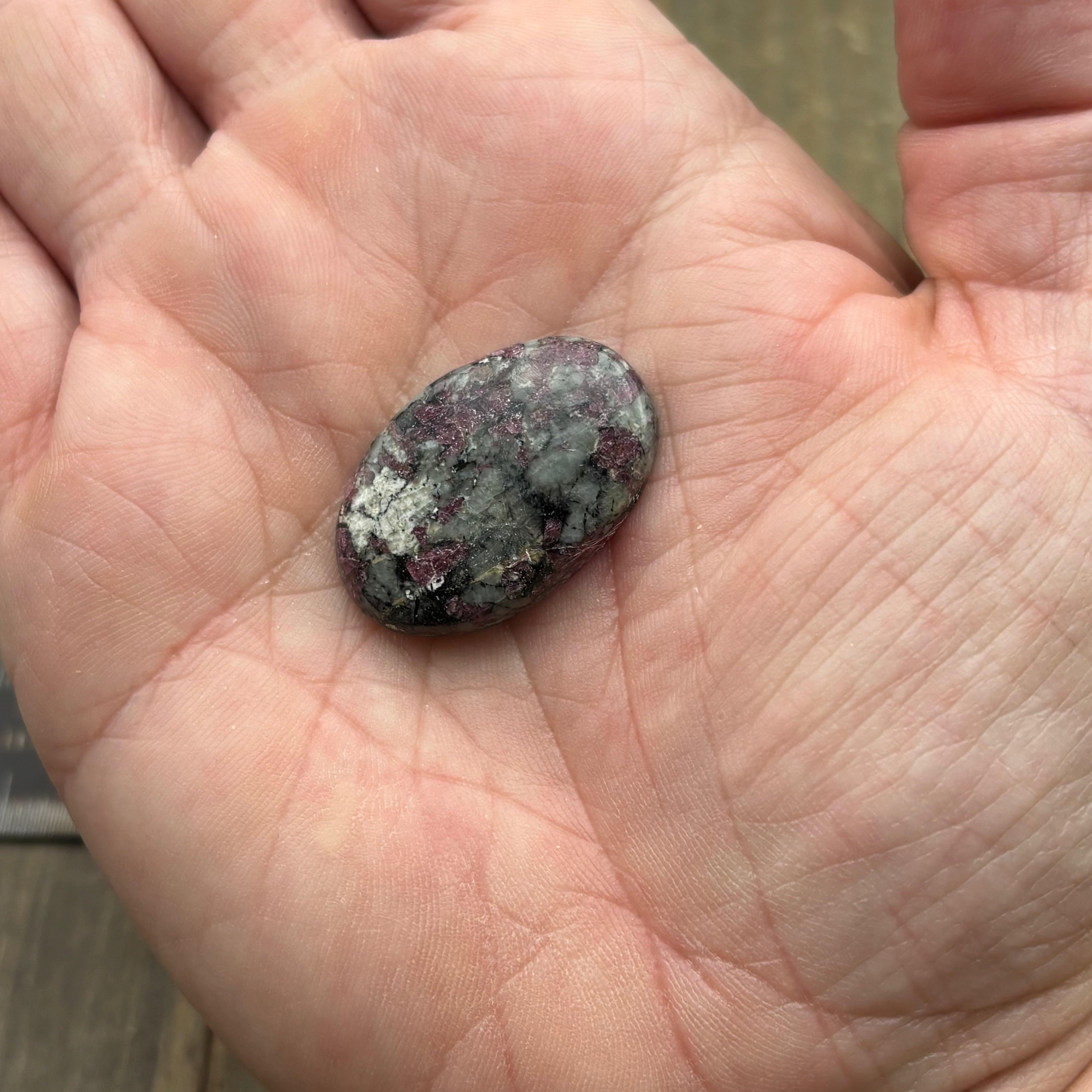 Eudialyte Cabochon - 005