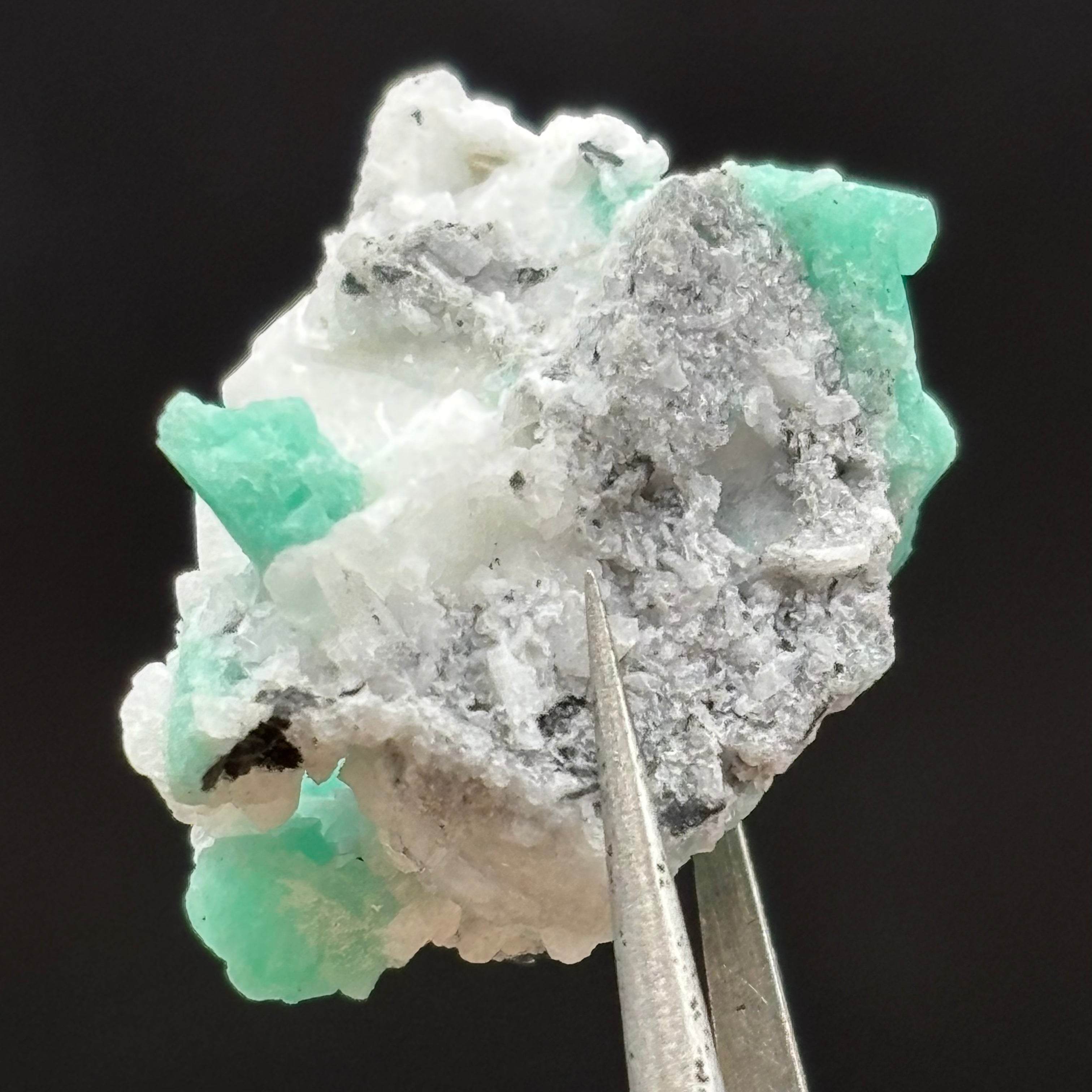 Emerald from Chivor, Colombia - 023