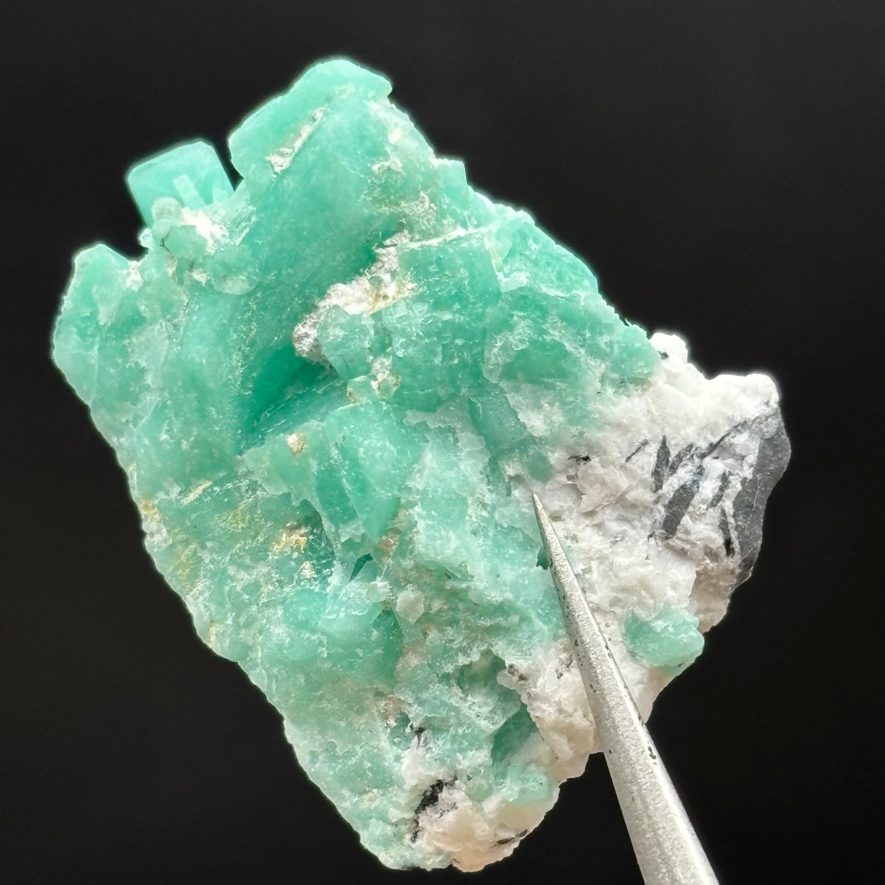 Emerald from Chivor, Colombia - 038