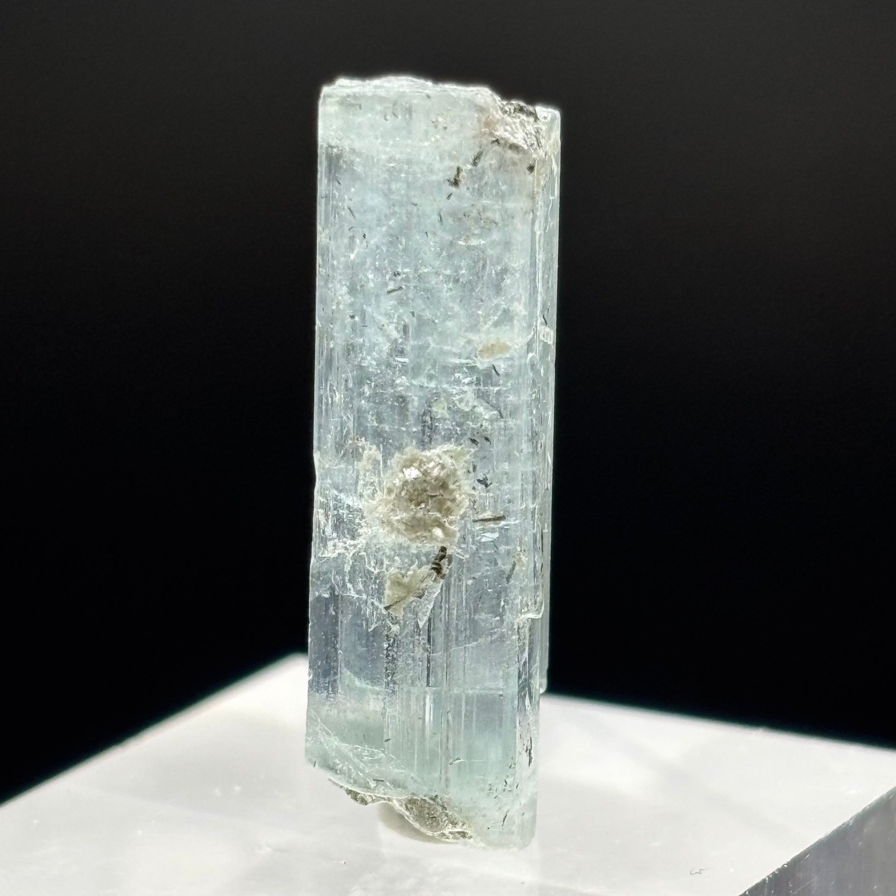 Aquamarine Full Crystal from the High Himalayas - 070