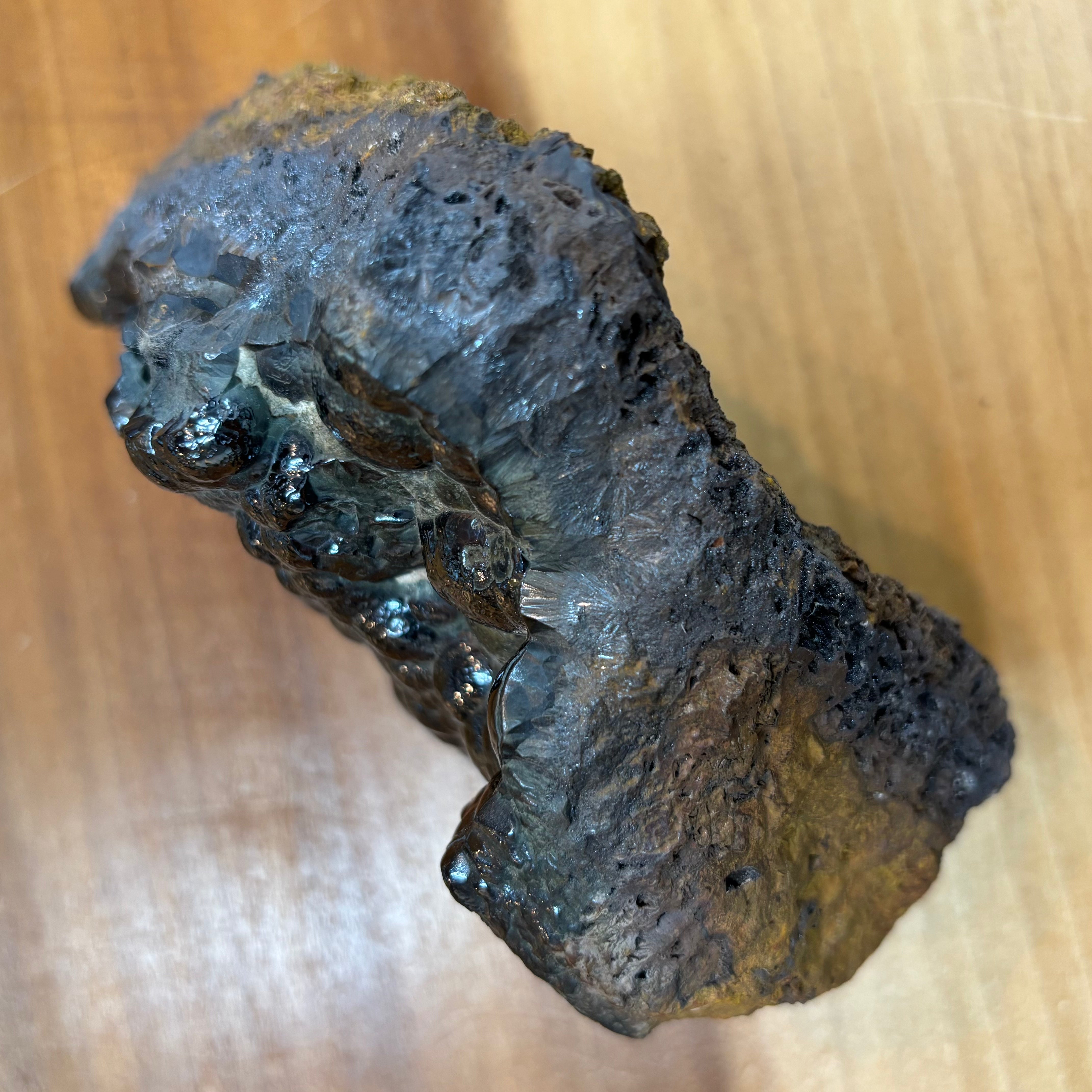 Hematite Bed- 028