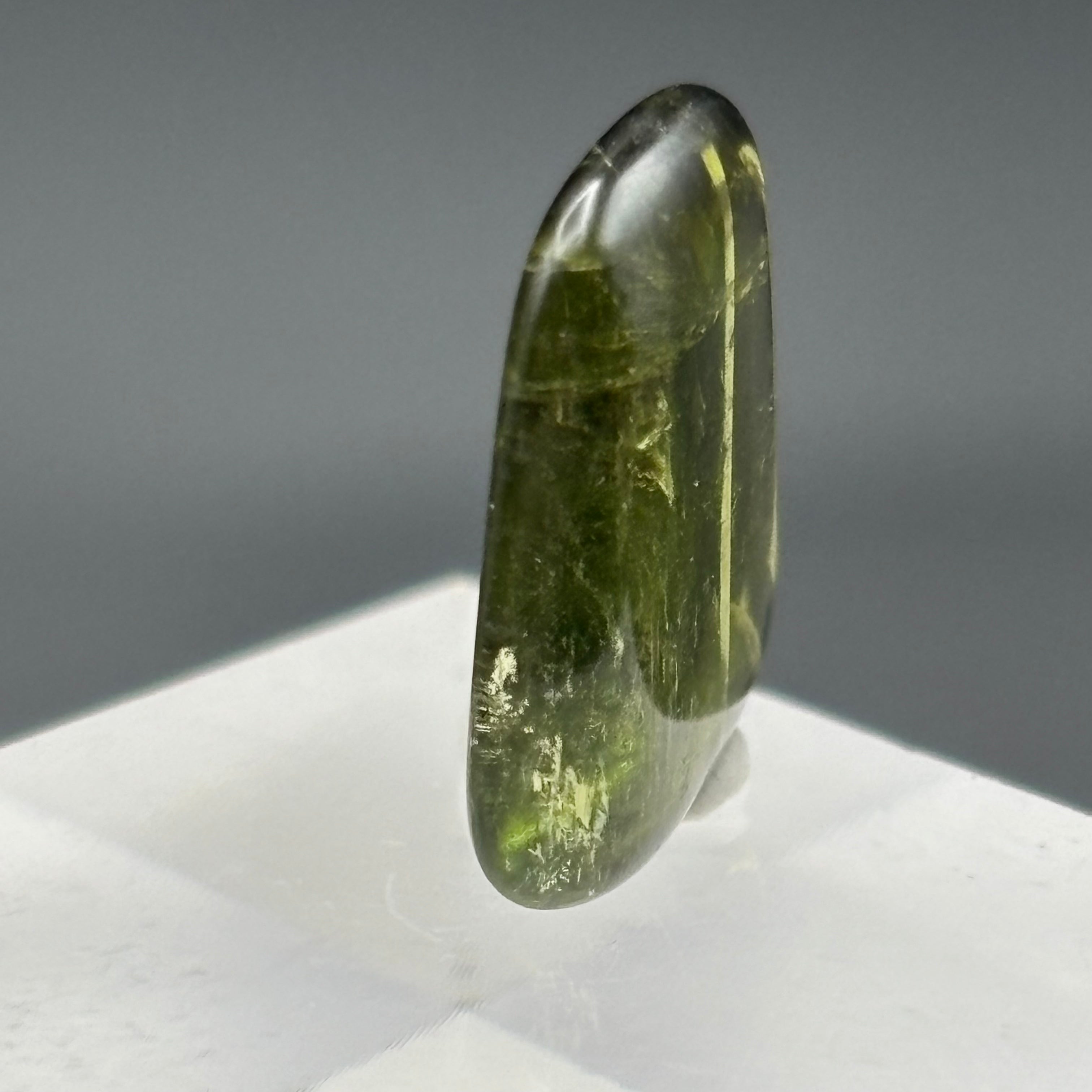 Green Tourmaline, Polished - 008