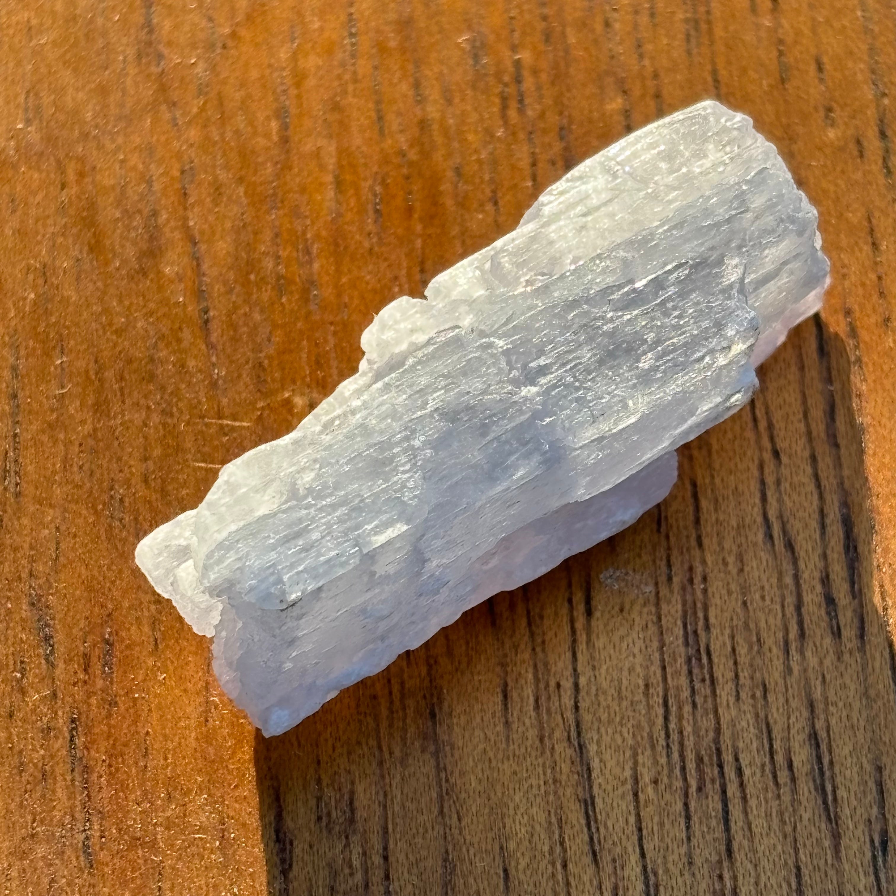 Kunzite (Spodumene) - 060