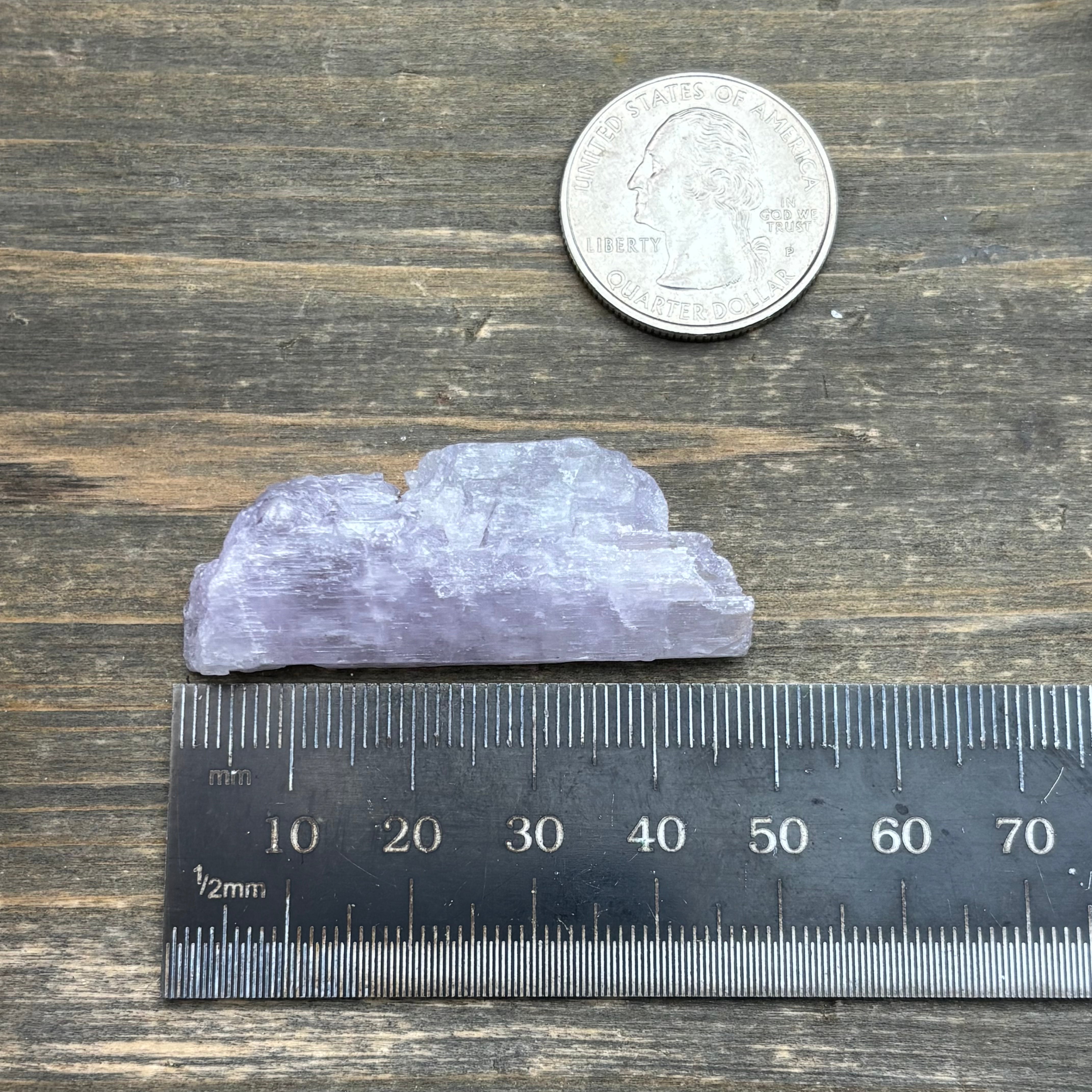 Kunzite (Spodumene) - 067