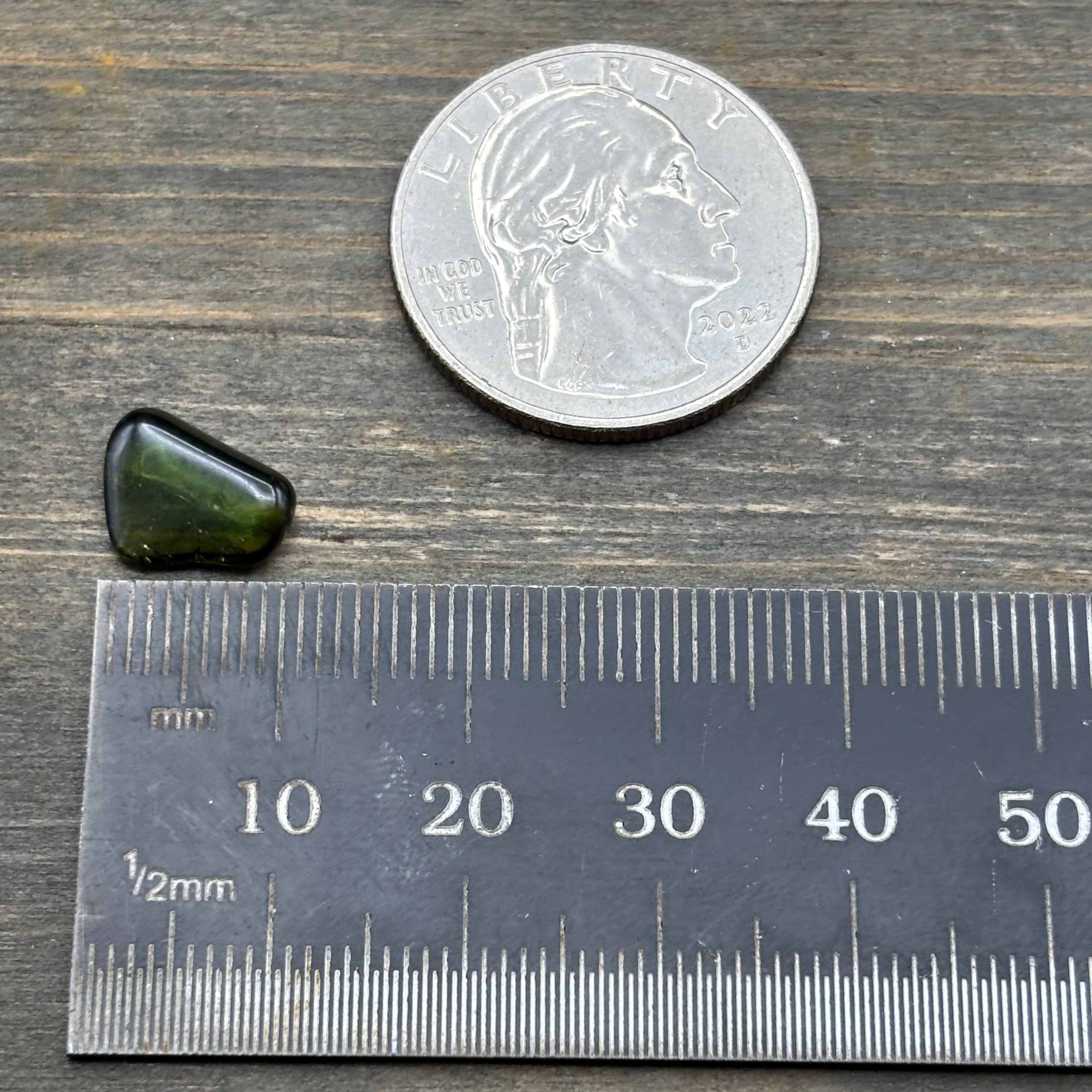 Green Tourmaline, Polished - 044