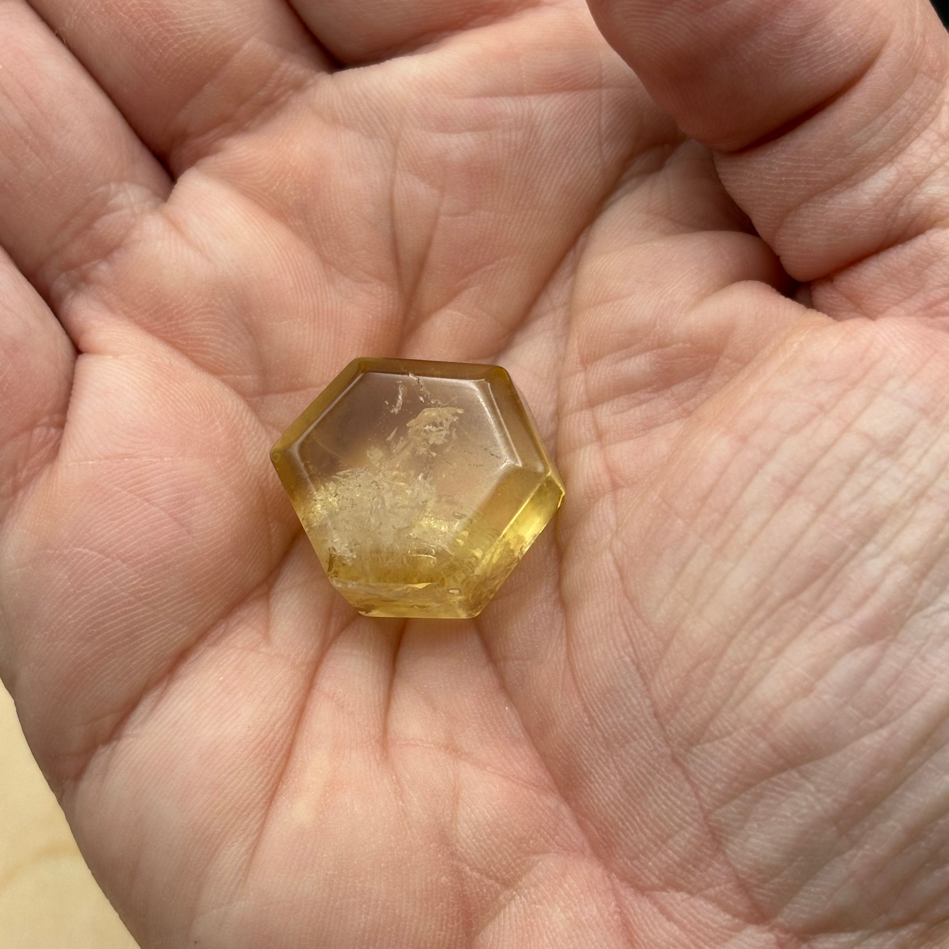 Citrine Crystal Cross-Section - 094