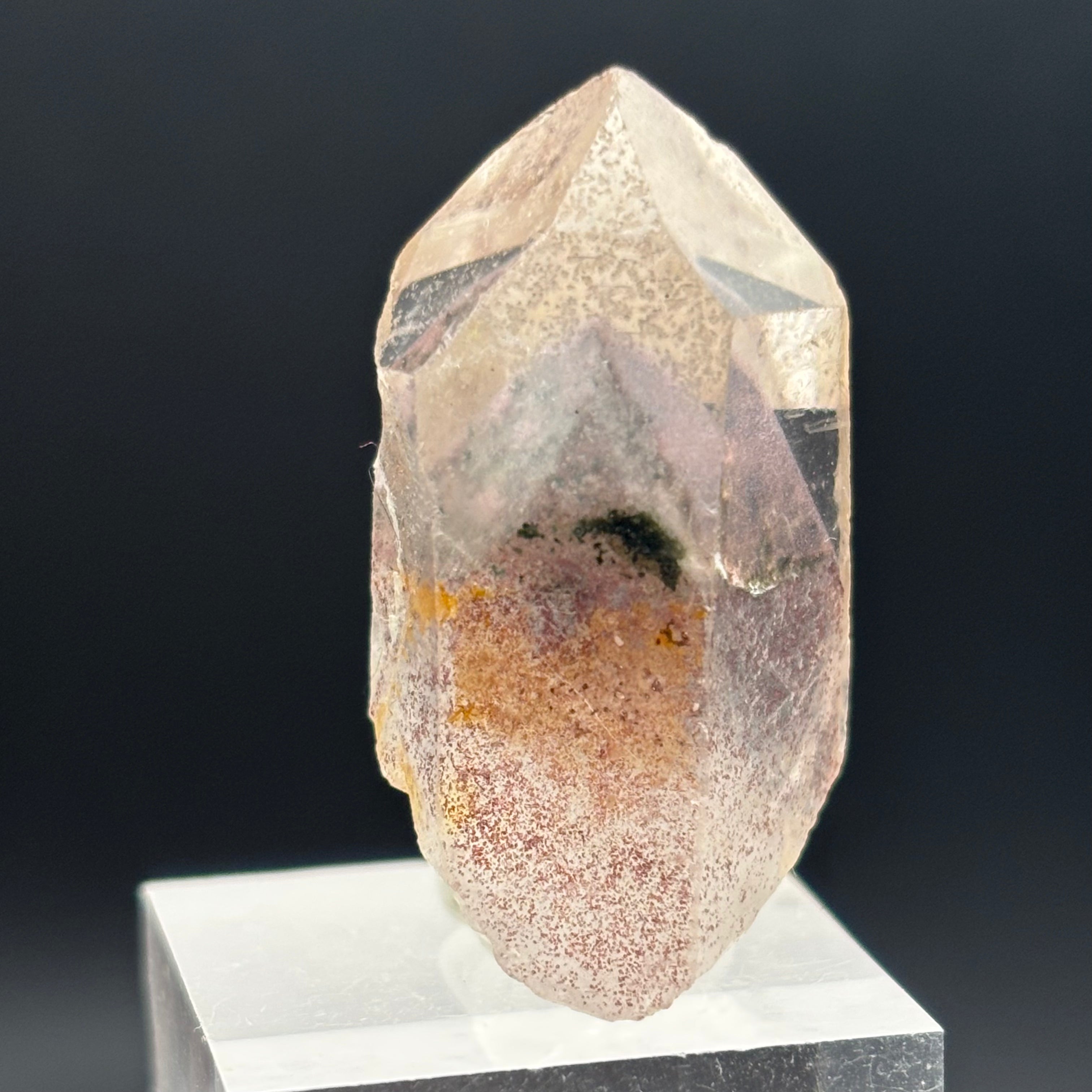 Red Phantom Quartz - 001