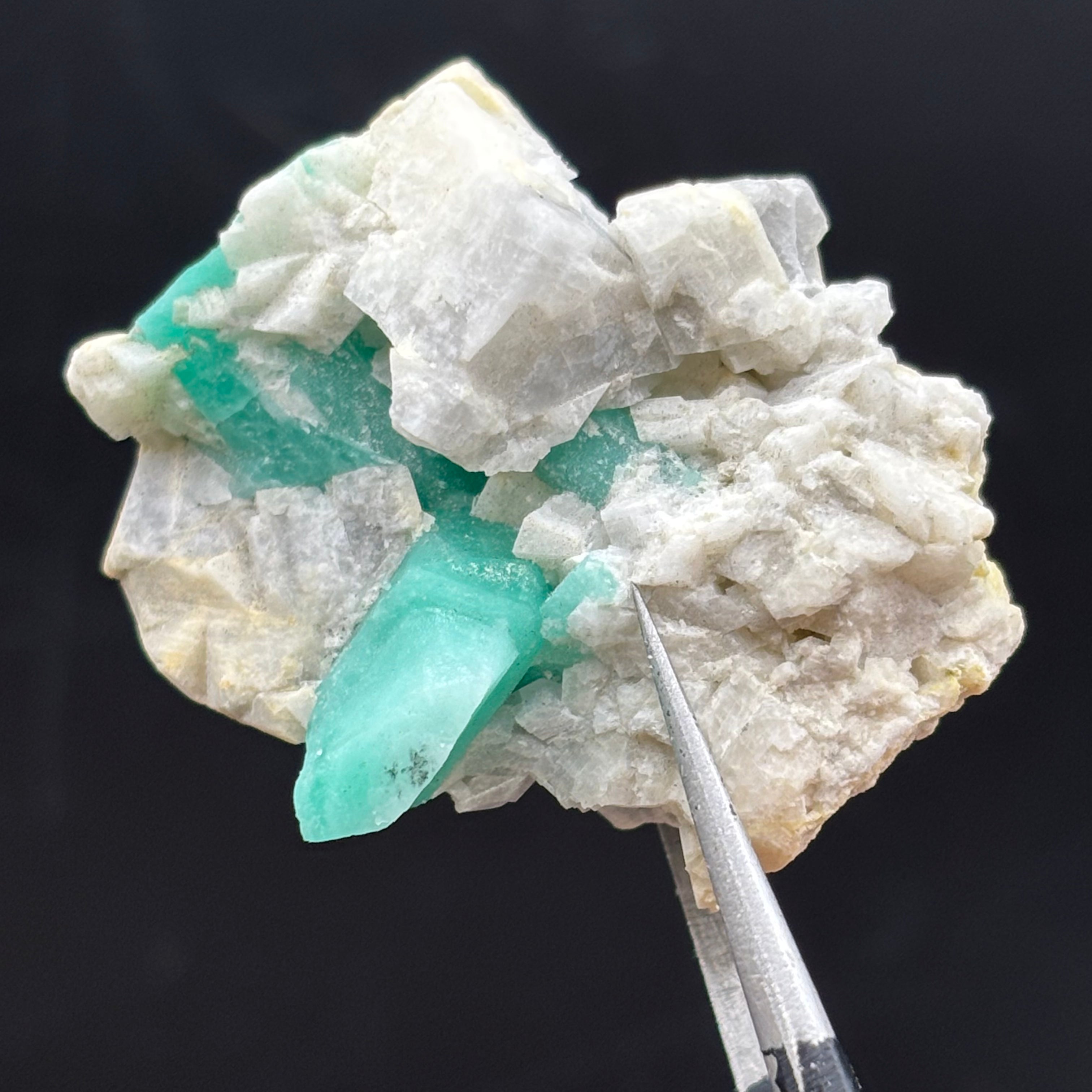 Emerald from Chivor, Colombia - 085