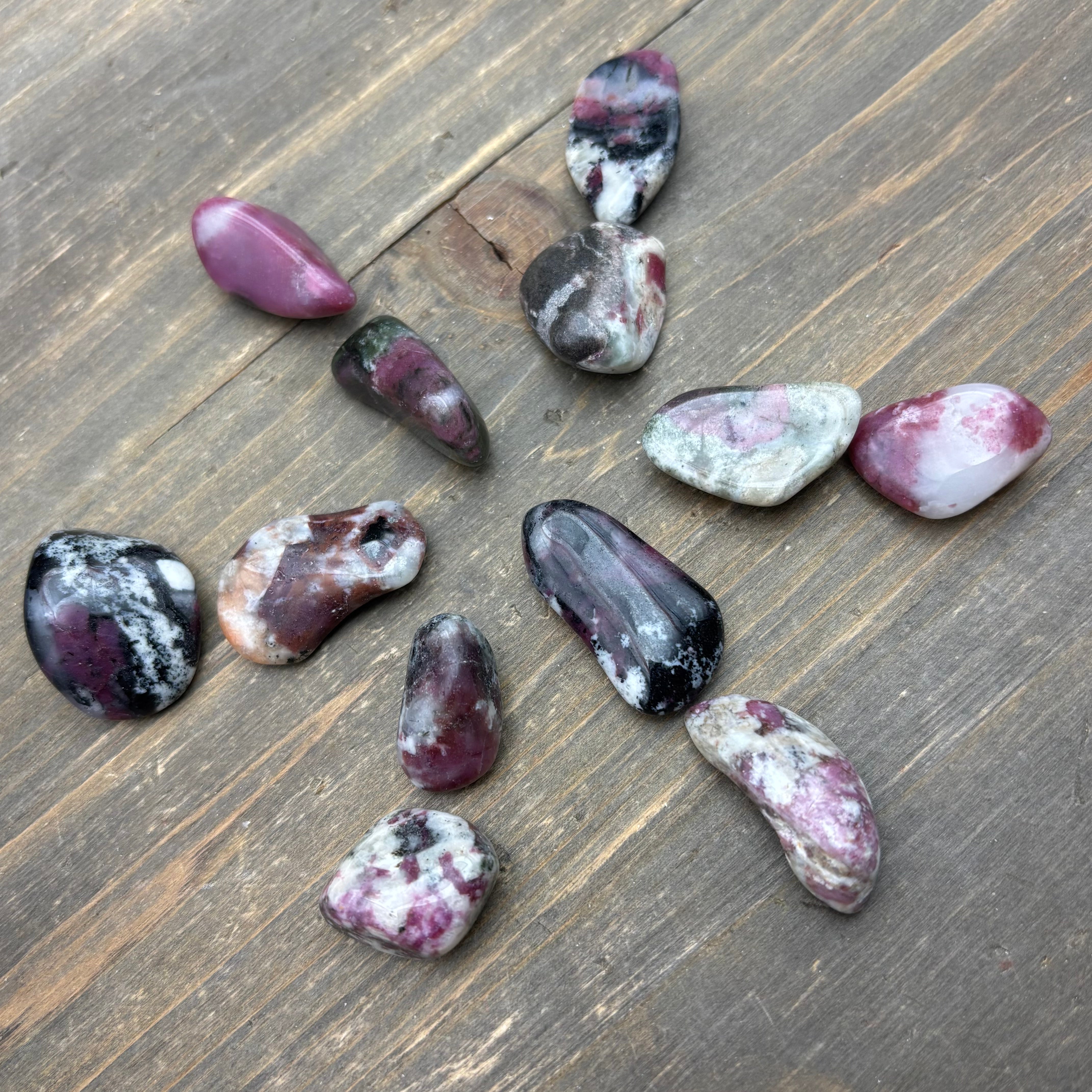 Eudialyte Point Pair