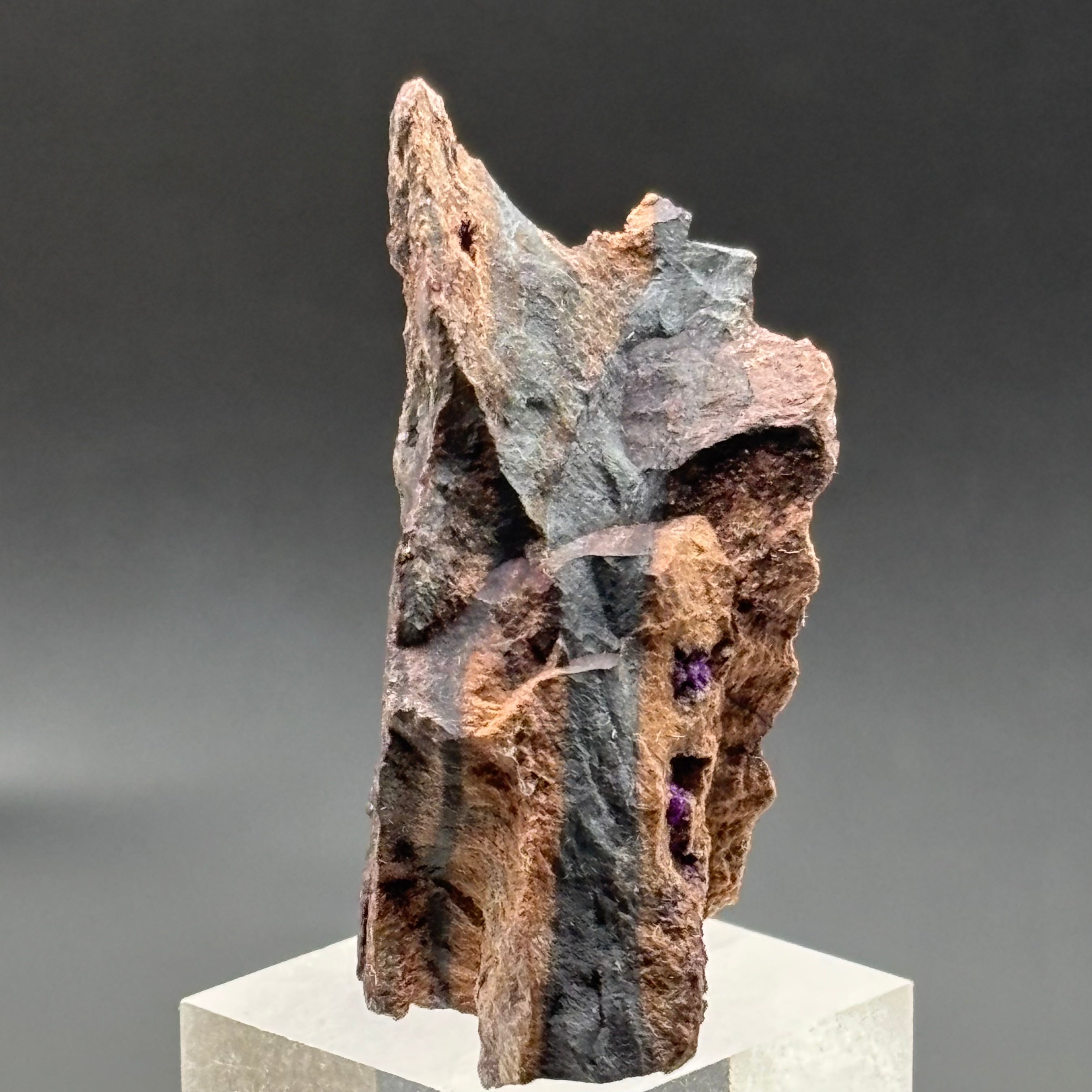 Crystallized Sugilite - 018