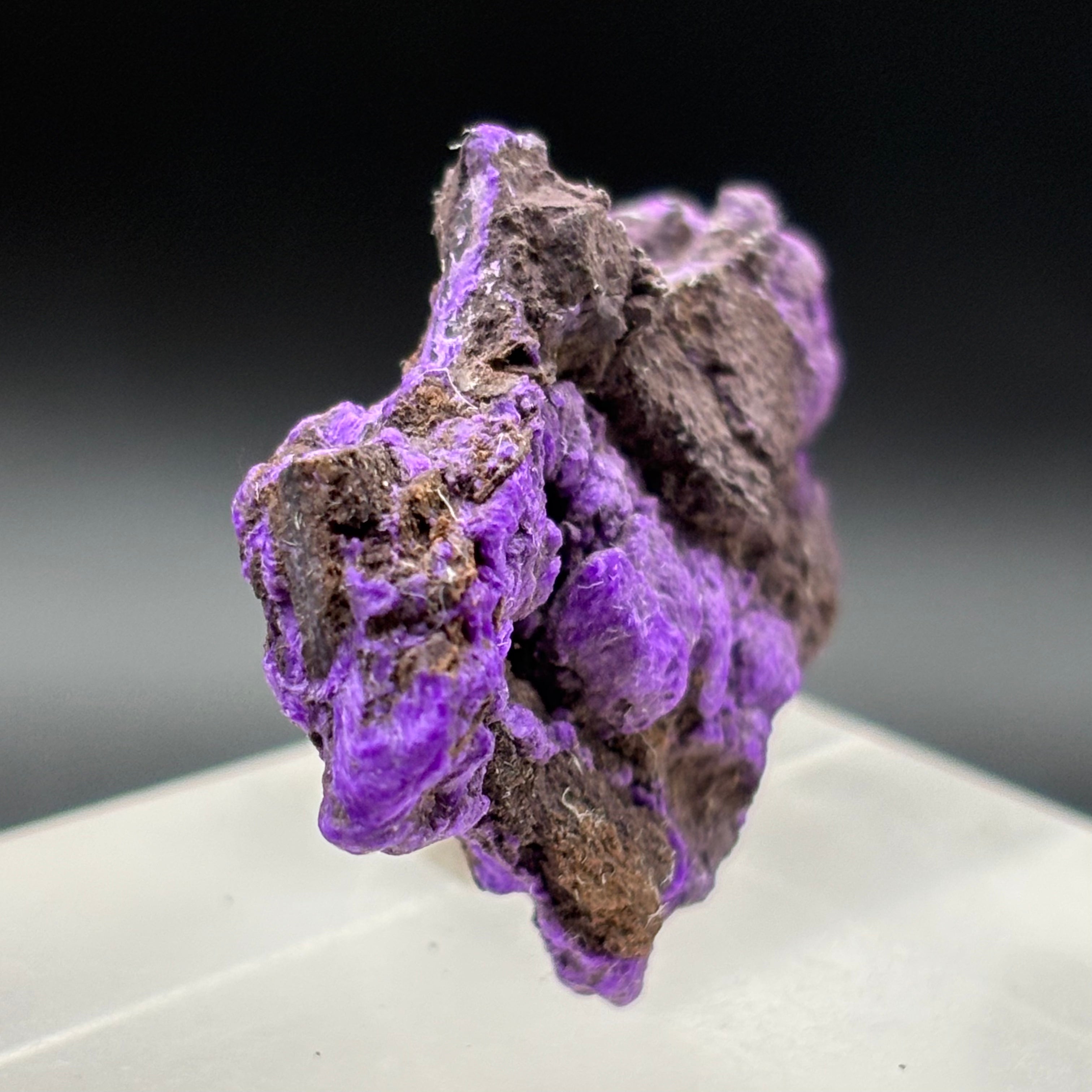 Crystallized Sugilite - 039
