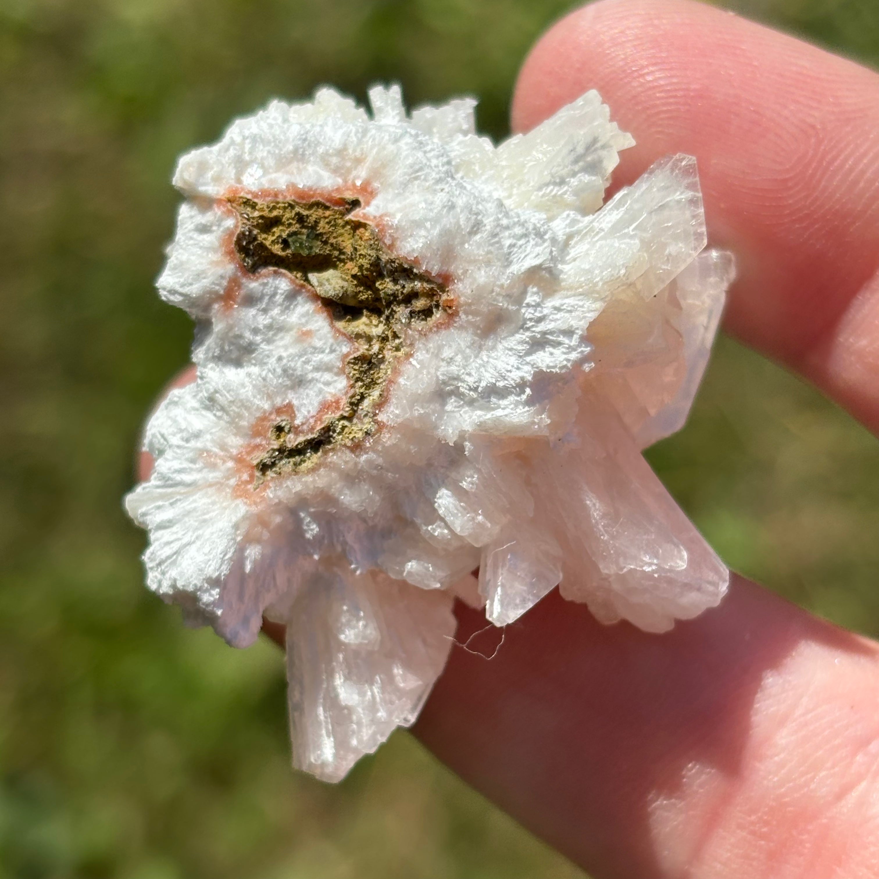 Lepidolite and Zeolite Natural Pairing - 030