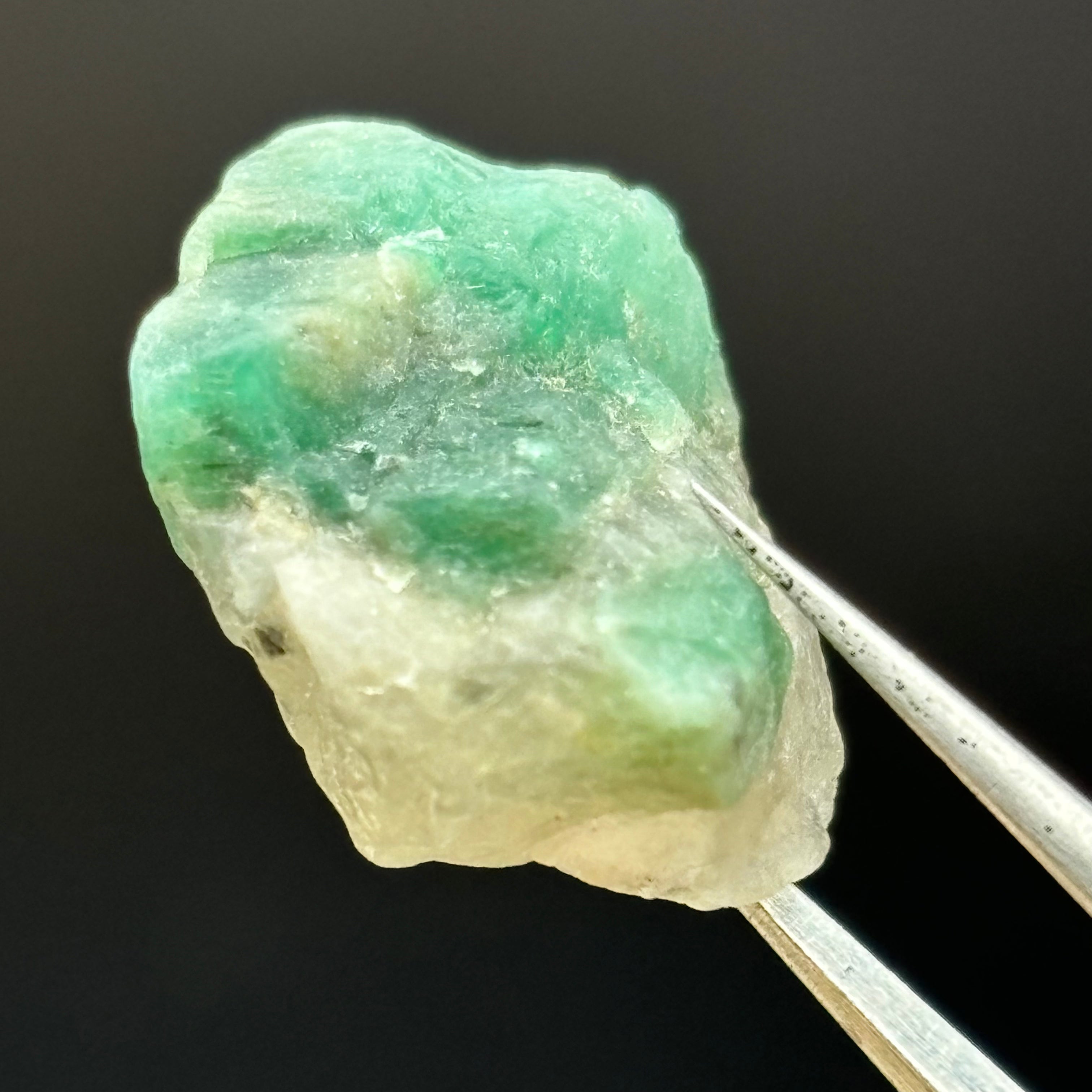 Emerald, Natural Rough - 056