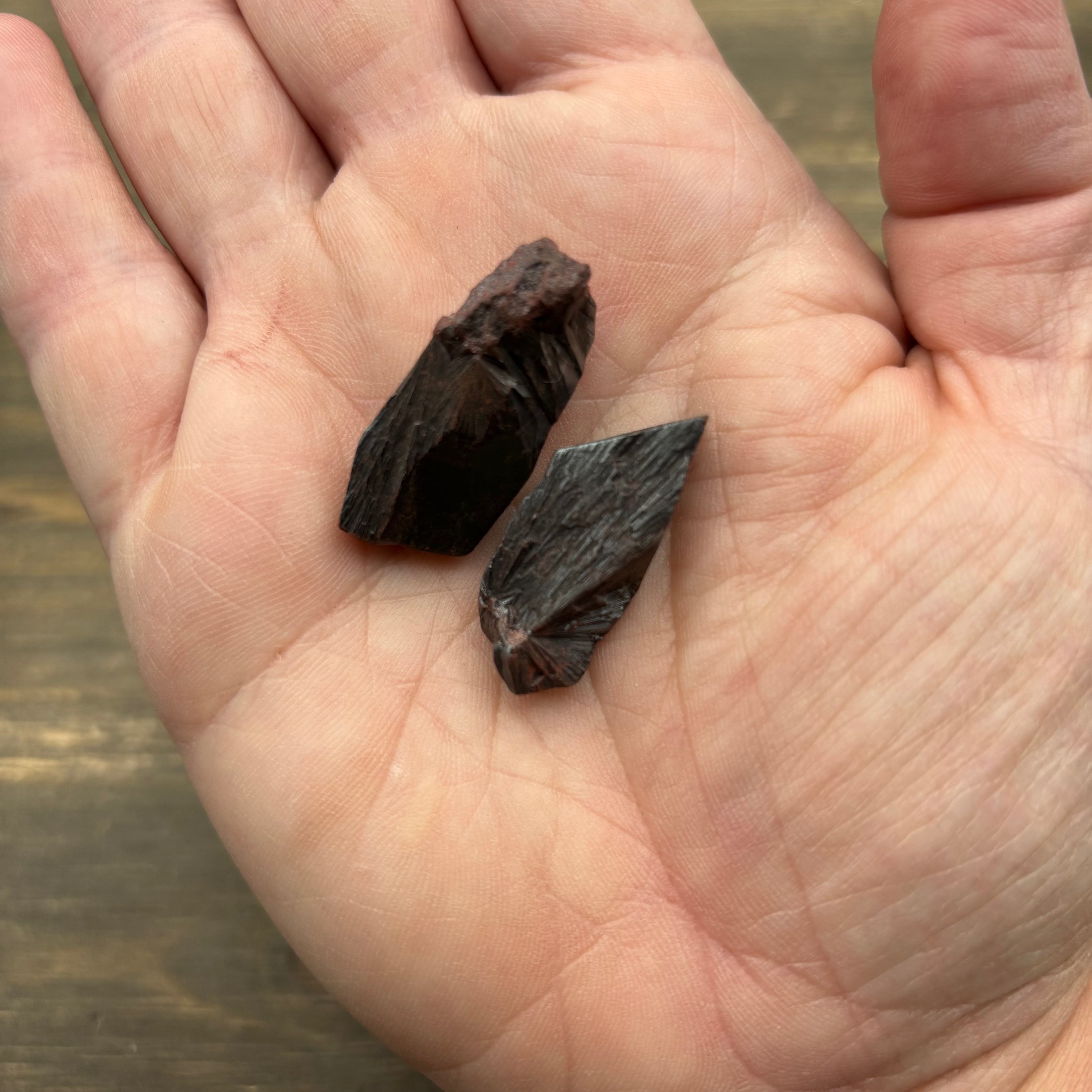 Hematite Point Pair