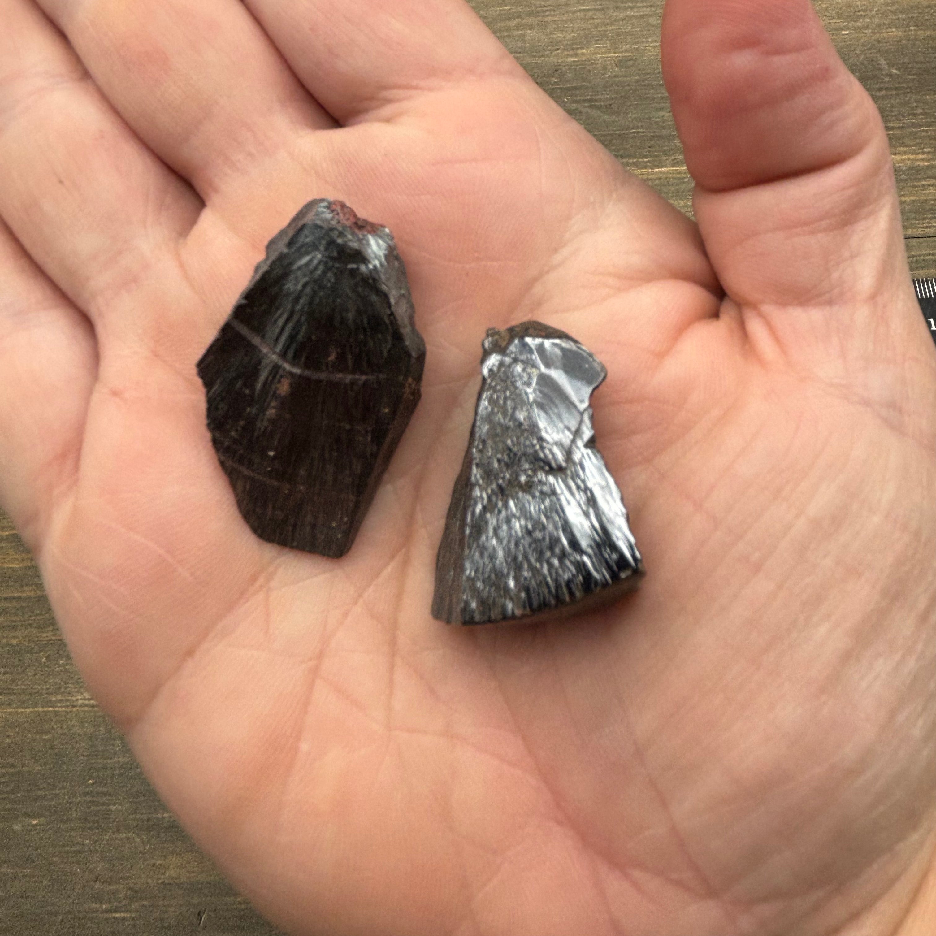 Hematite Point Pair