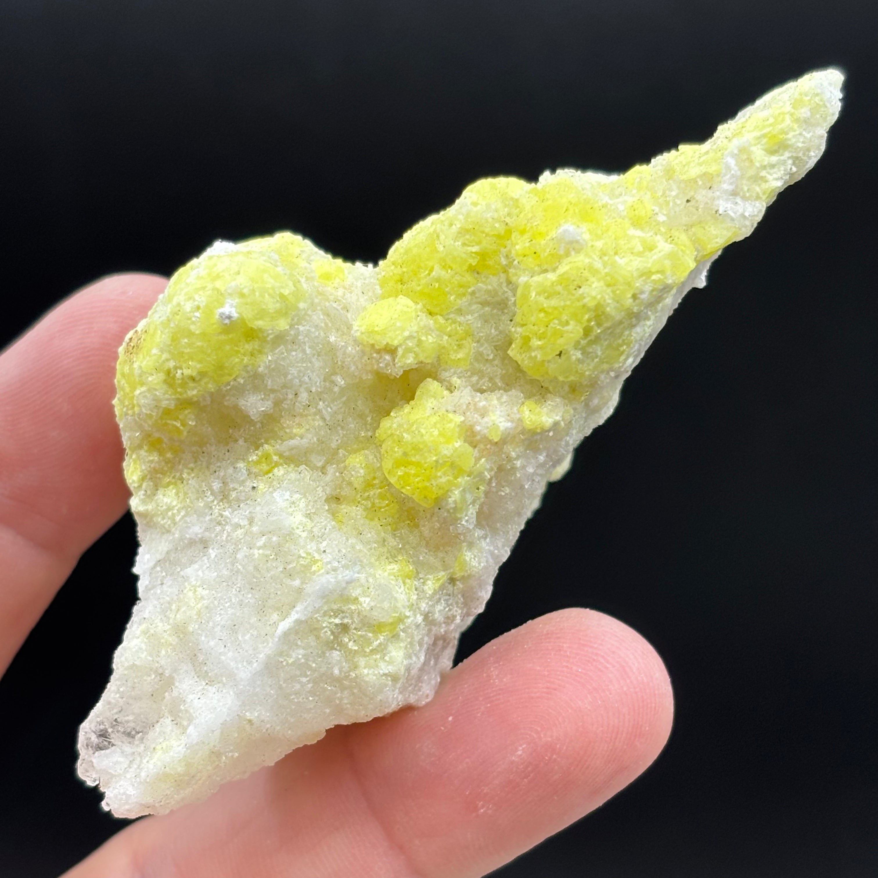 Sulfur on Quartz - 028