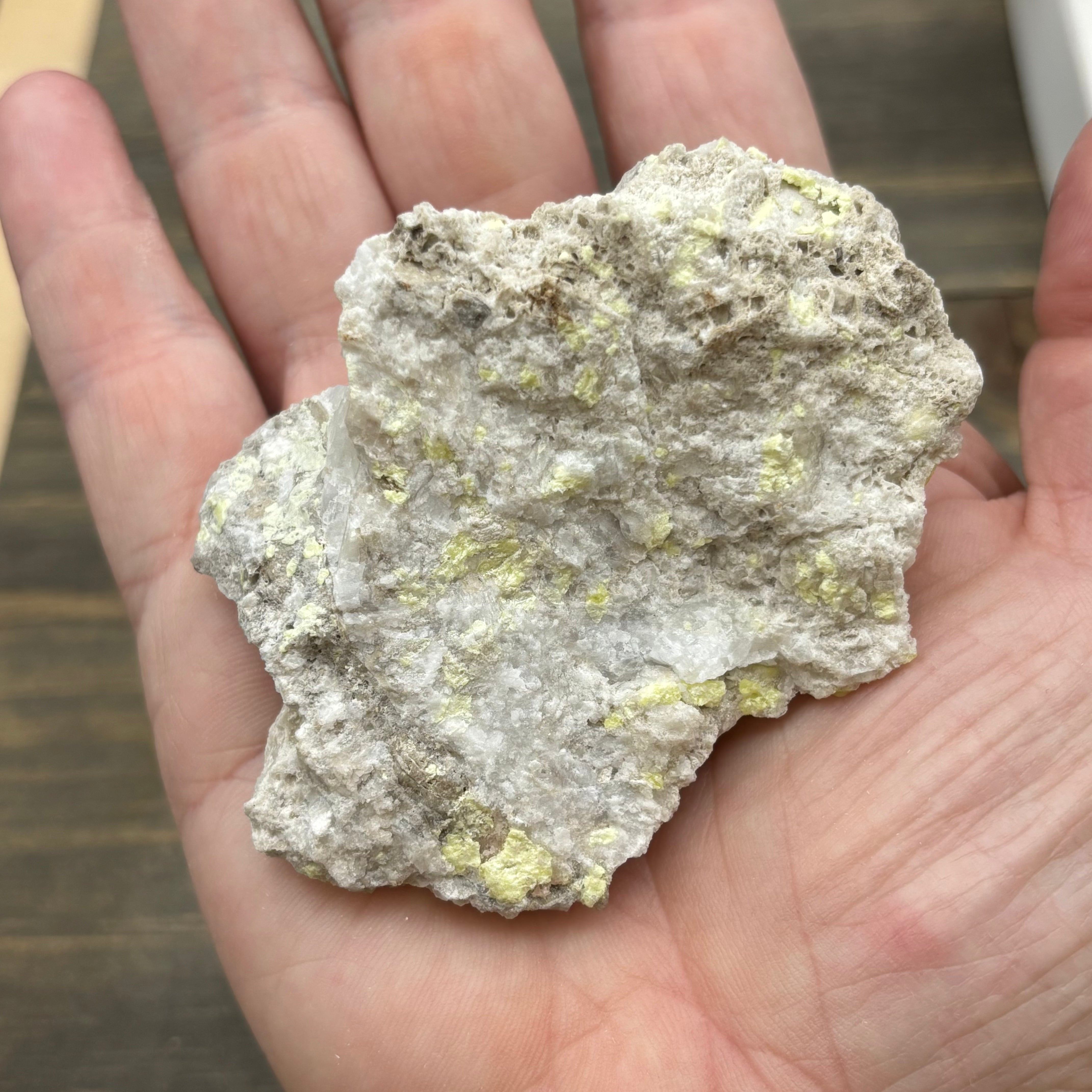 Sulfur on Quartz - 029