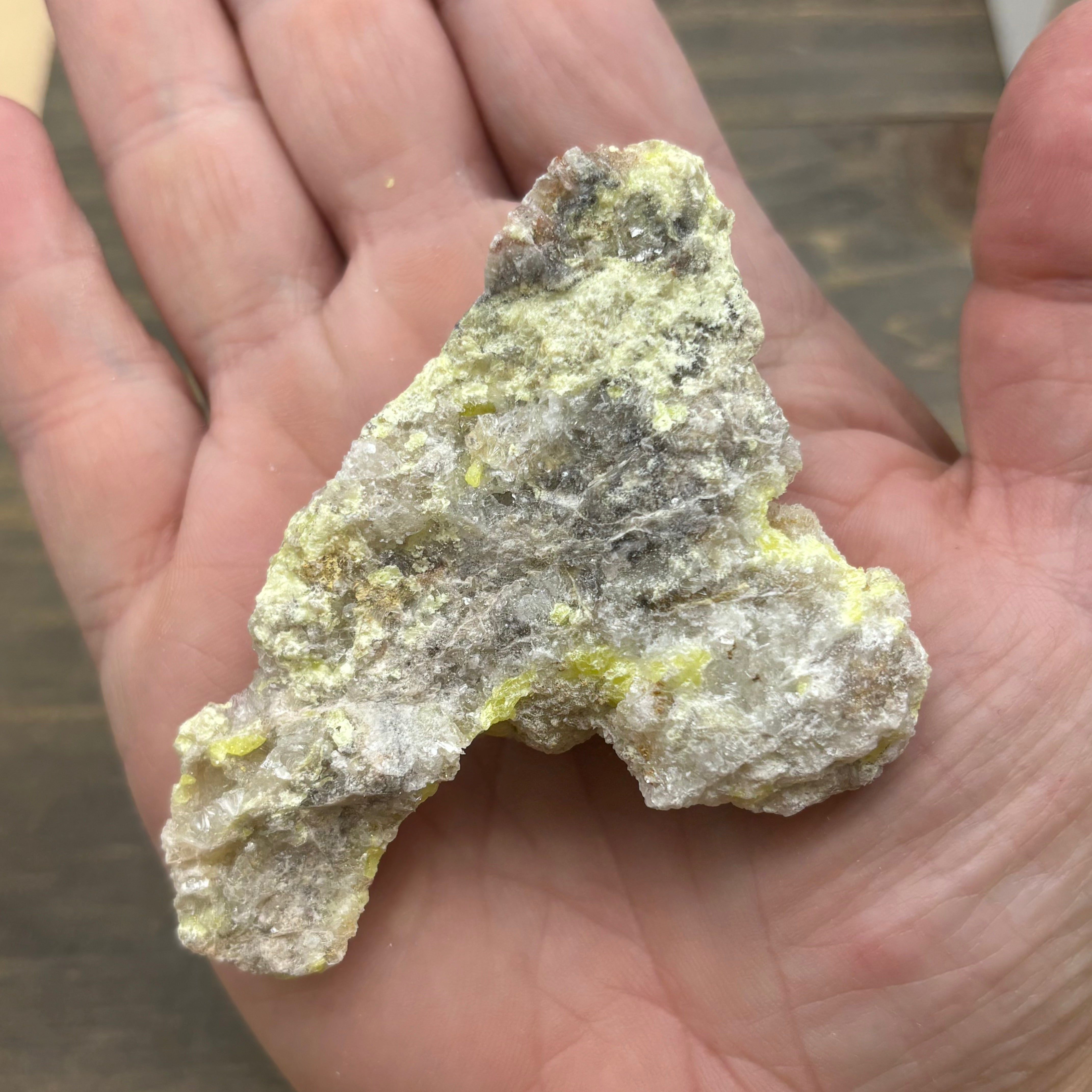 Sulfur on Quartz - 030