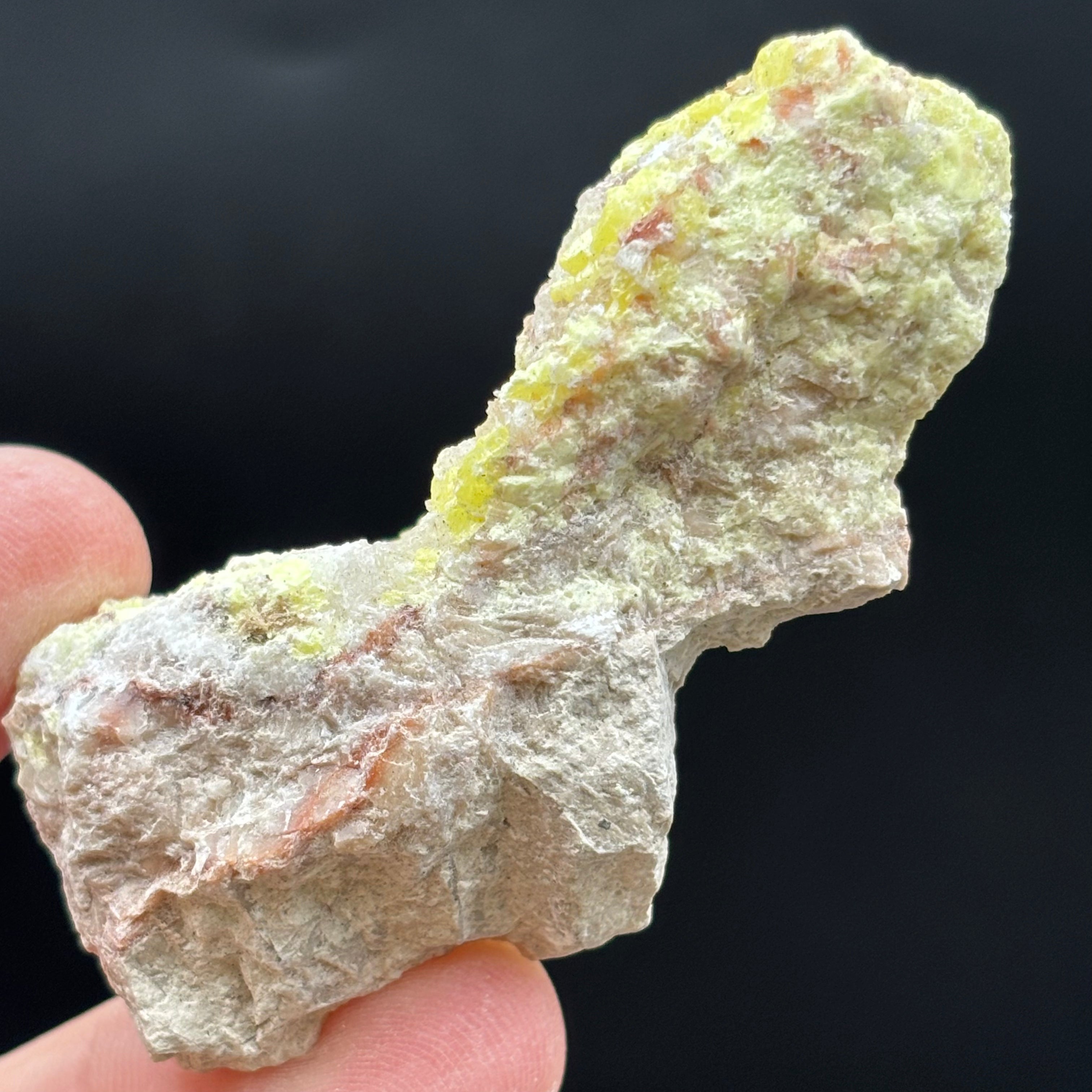 Sulfur on Quartz - 033