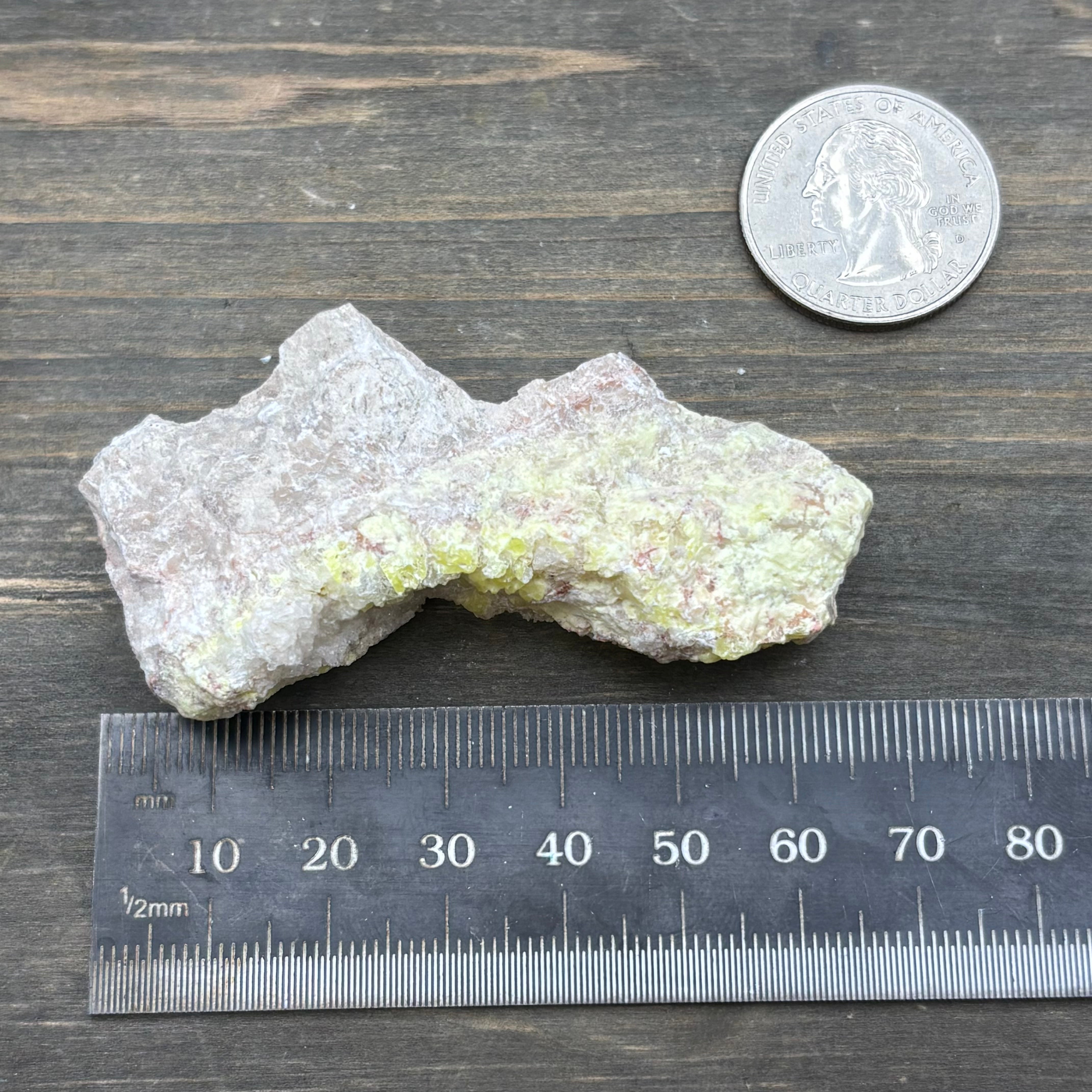 Sulfur on Quartz - 033