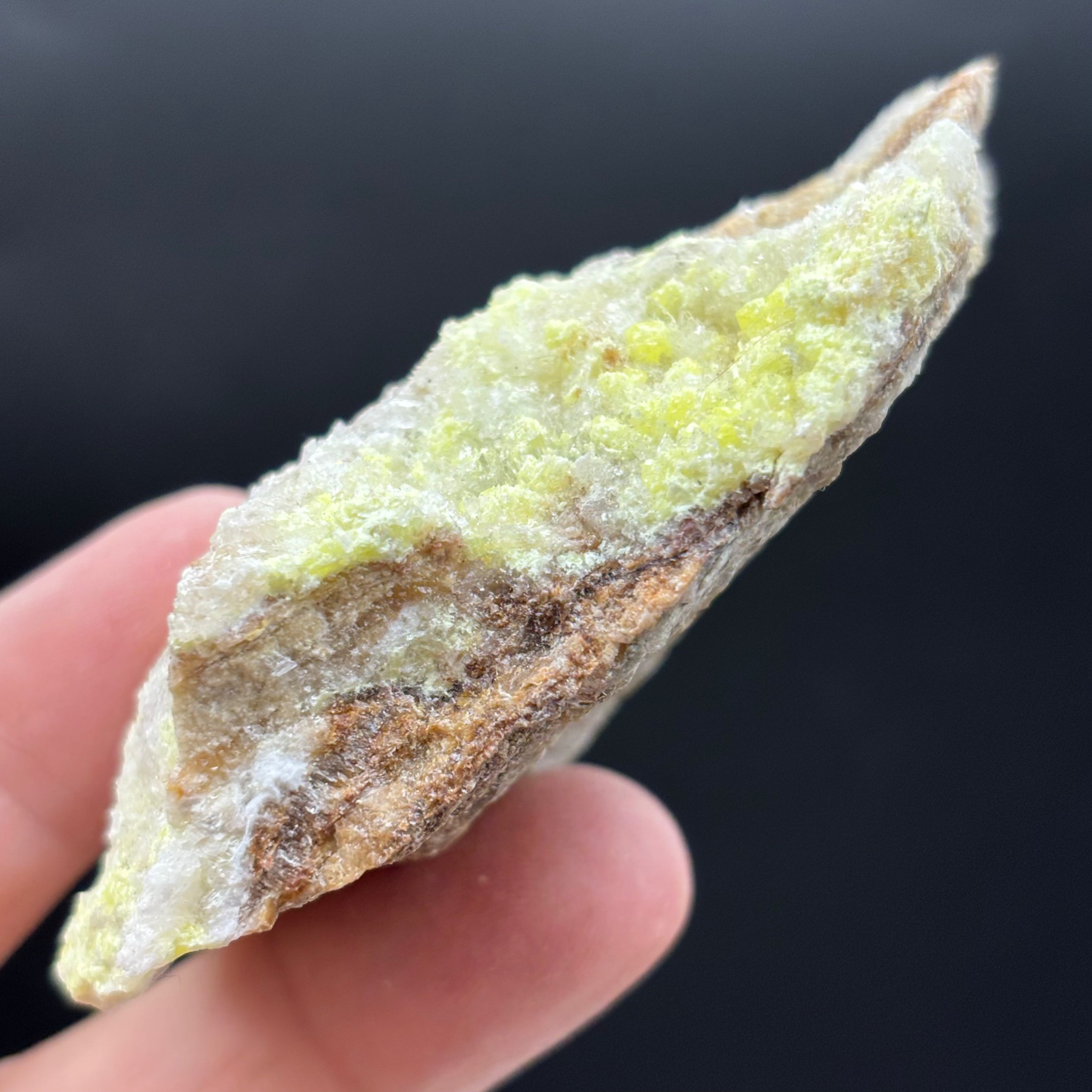 Sulfur on Quartz - 034