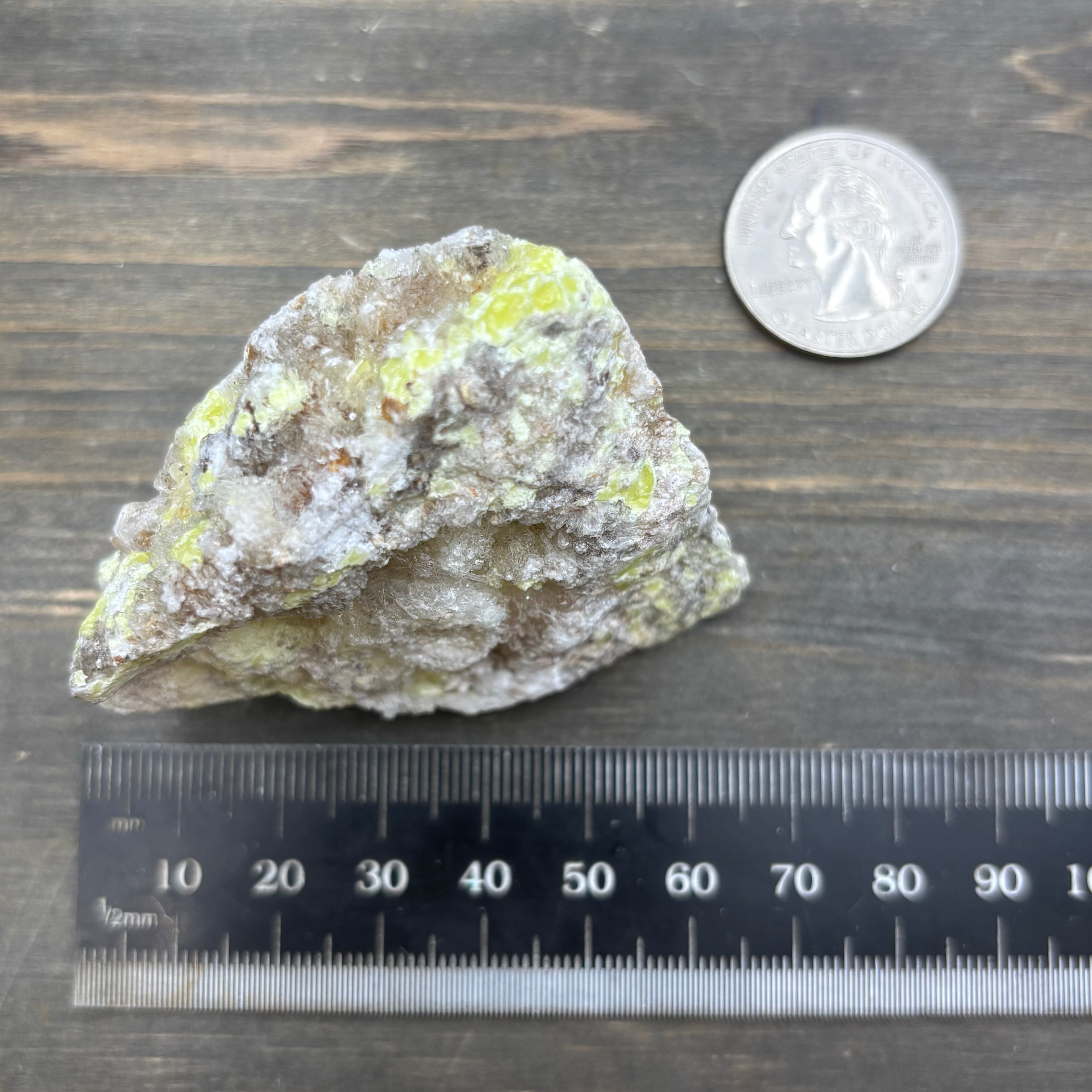 Sulfur on Quartz - 038