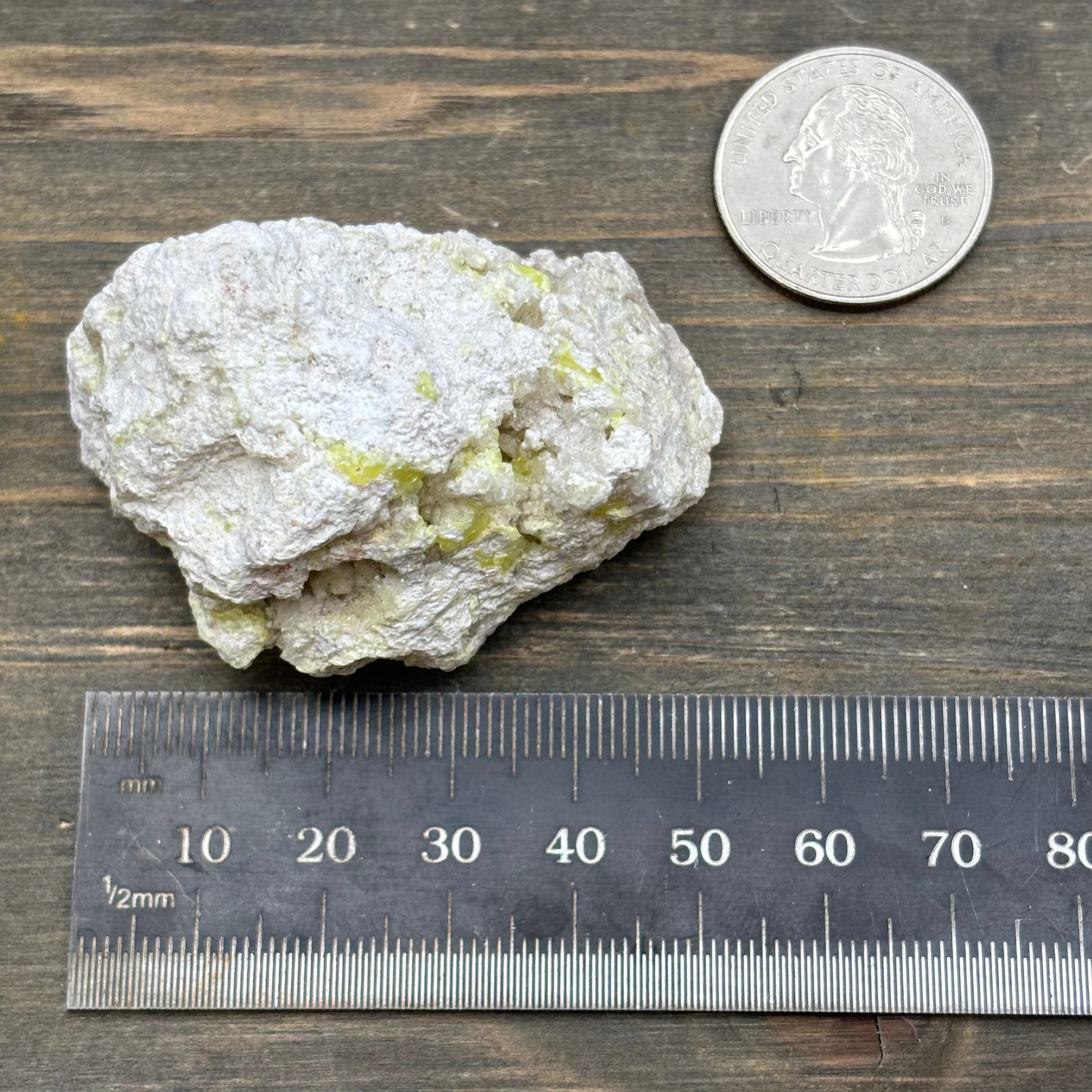 Sulfur on Quartz - 039