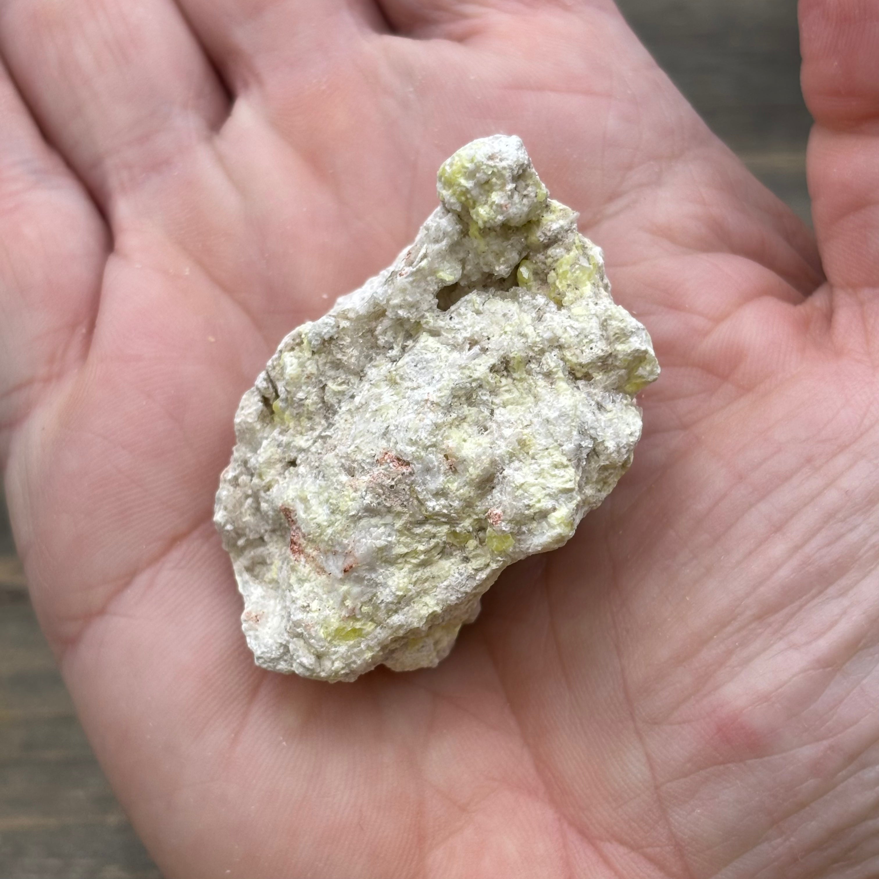 Sulfur on Quartz - 039