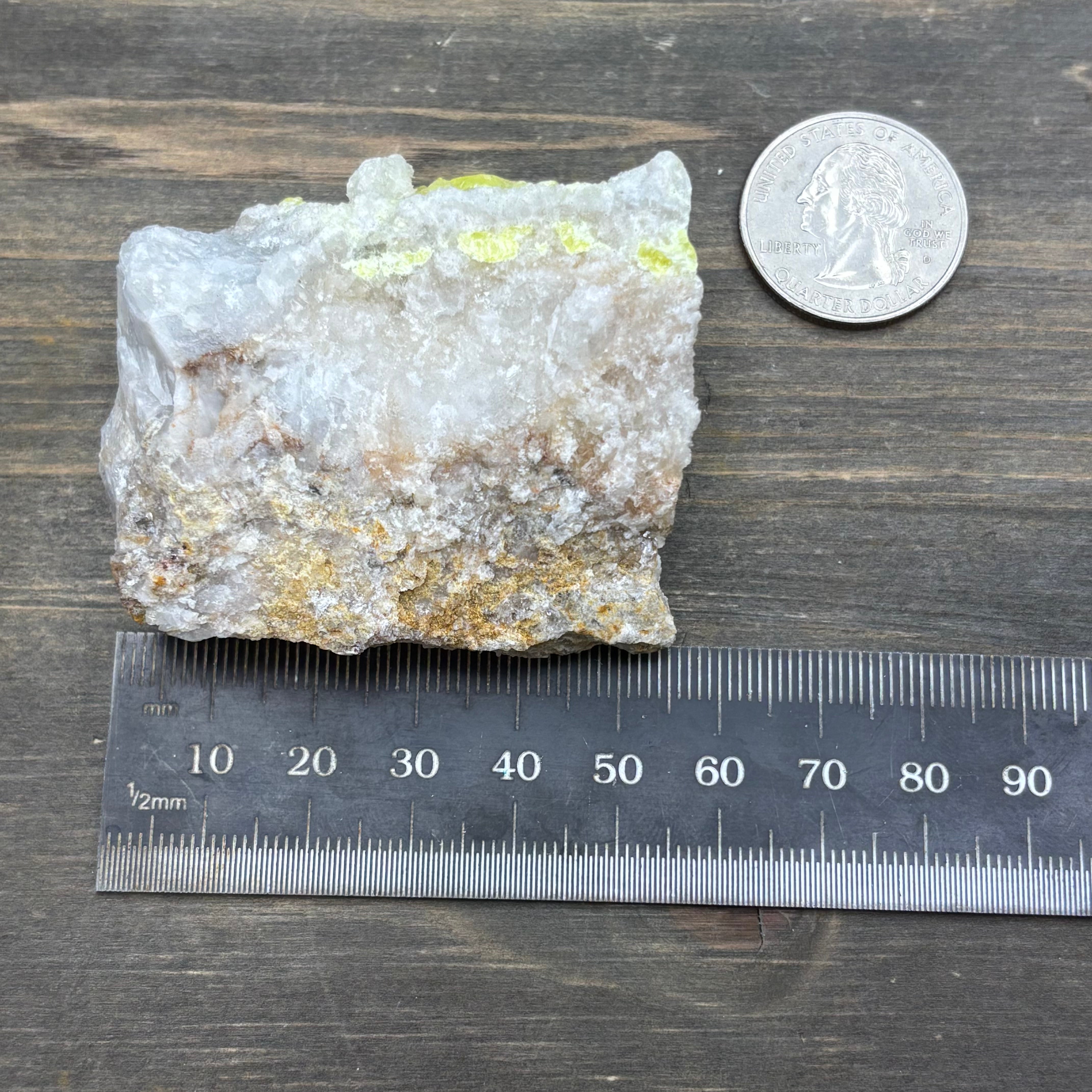 Sulfur on Quartz - 040