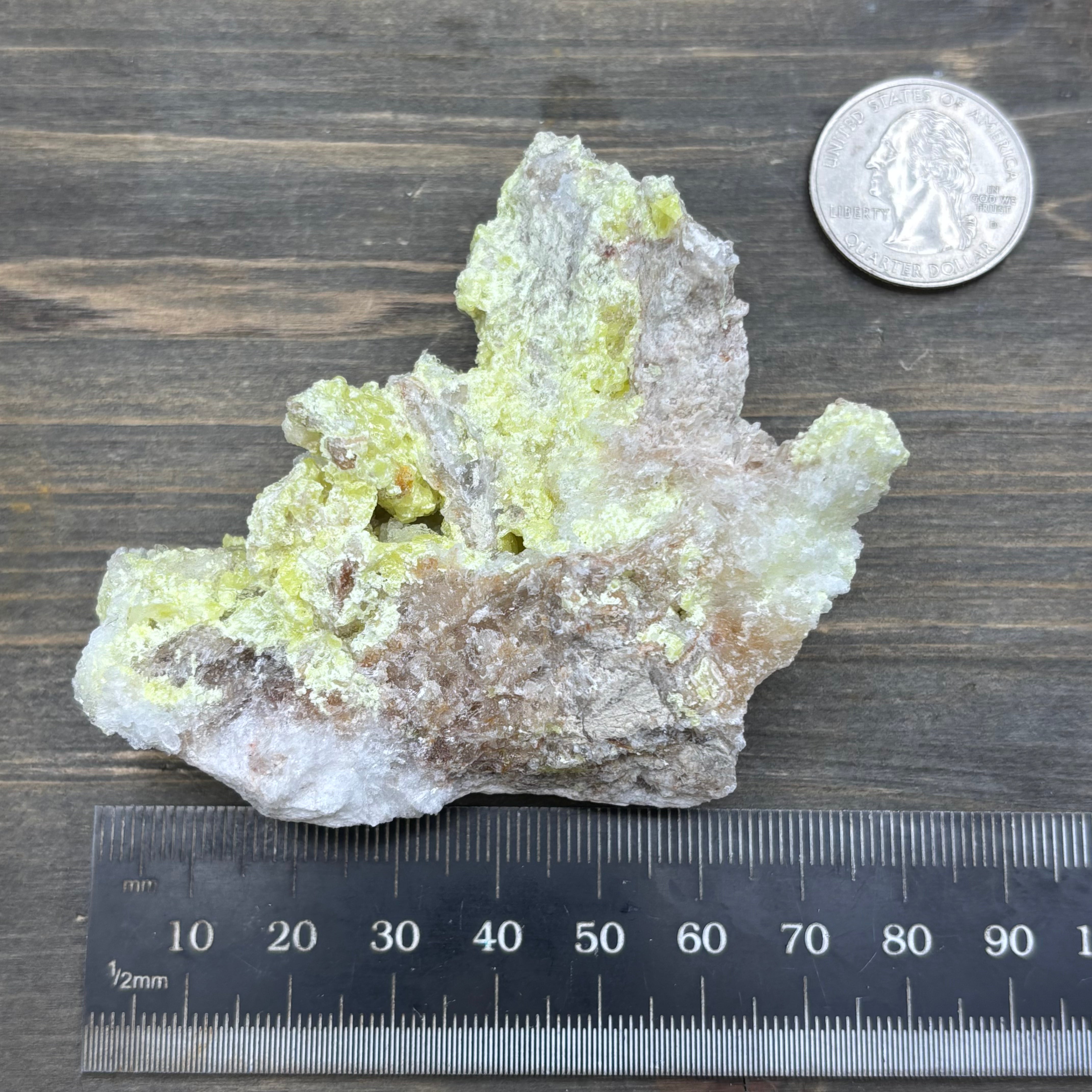 Sulfur on Quartz - 042
