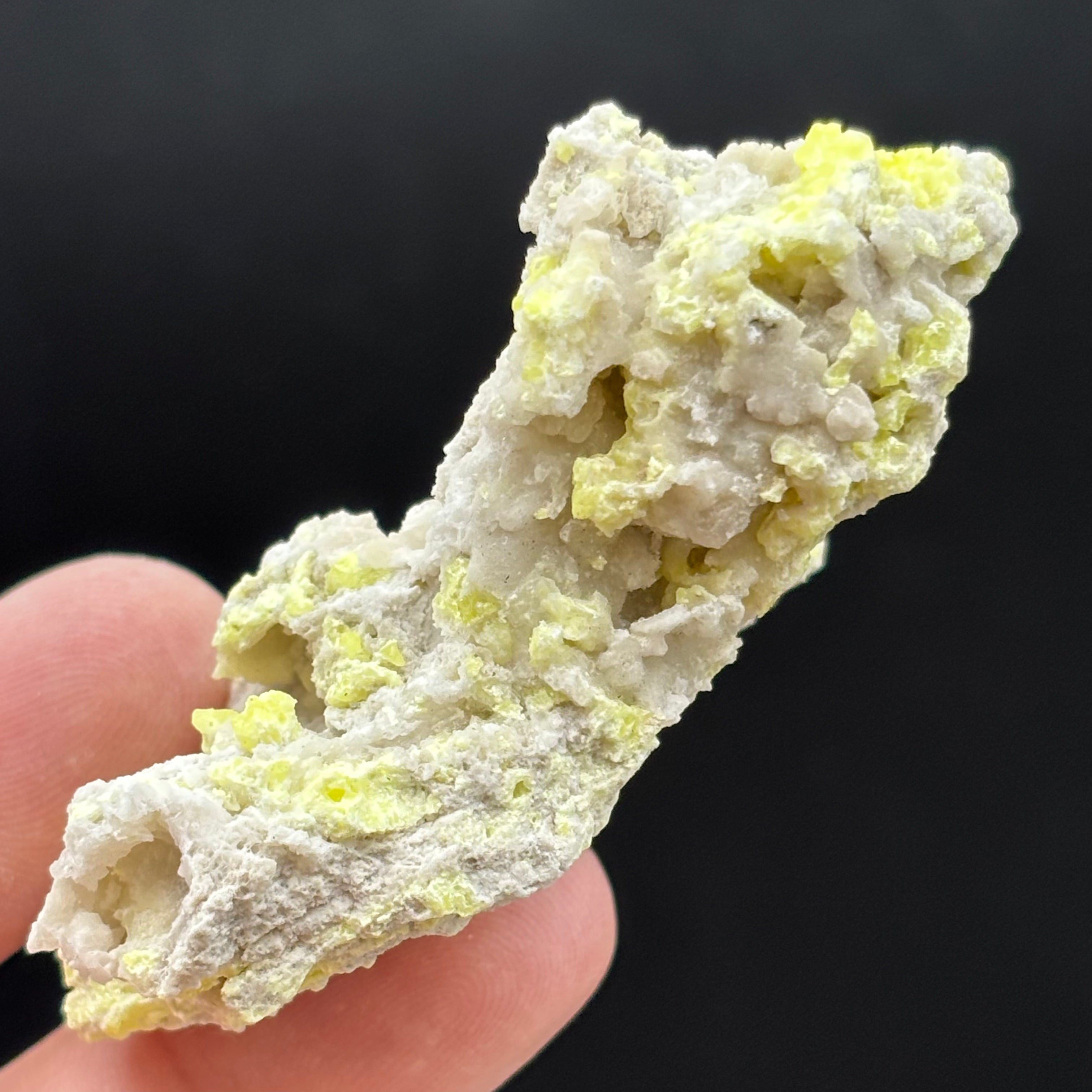 Sulfur on Quartz - 045