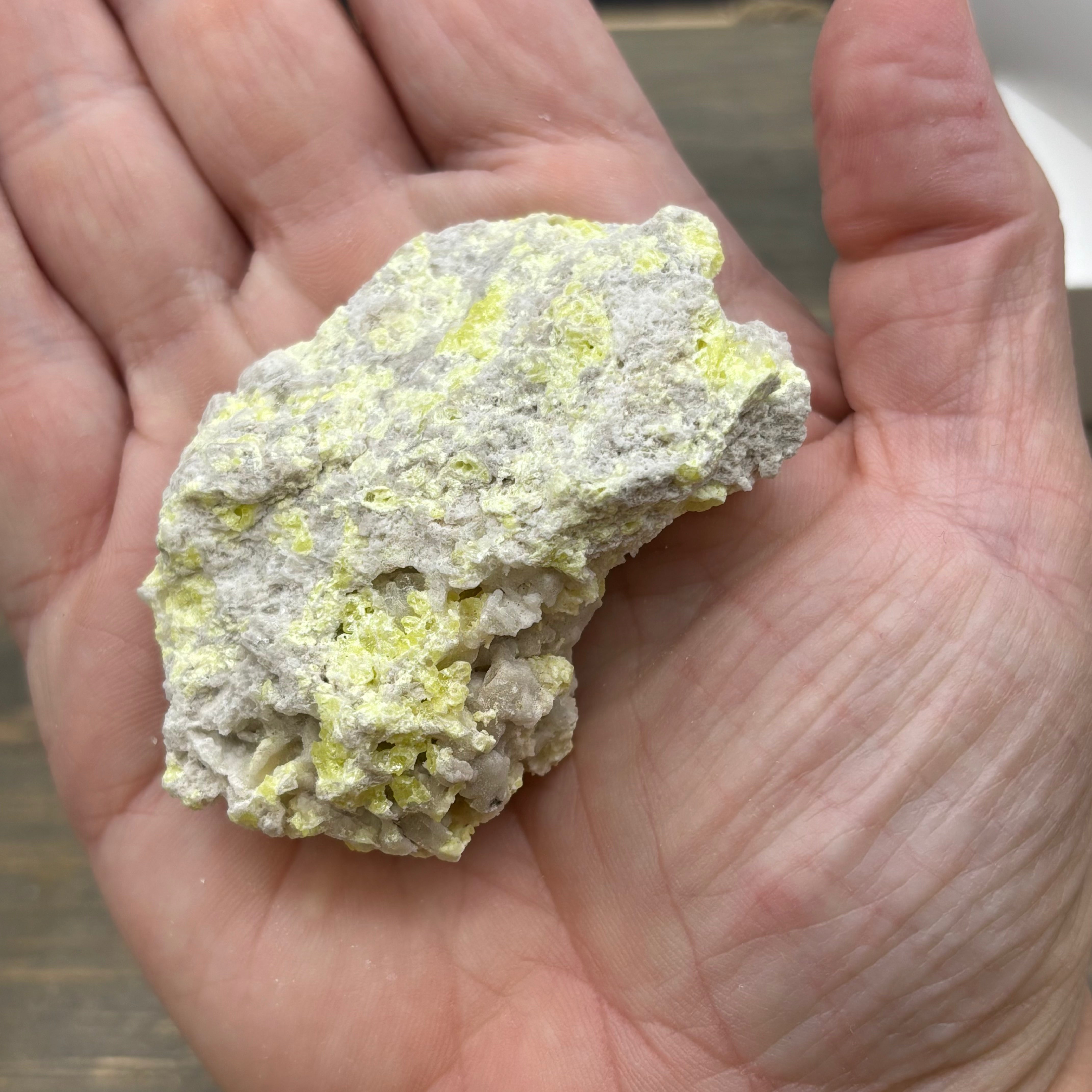 Sulfur on Quartz - 045