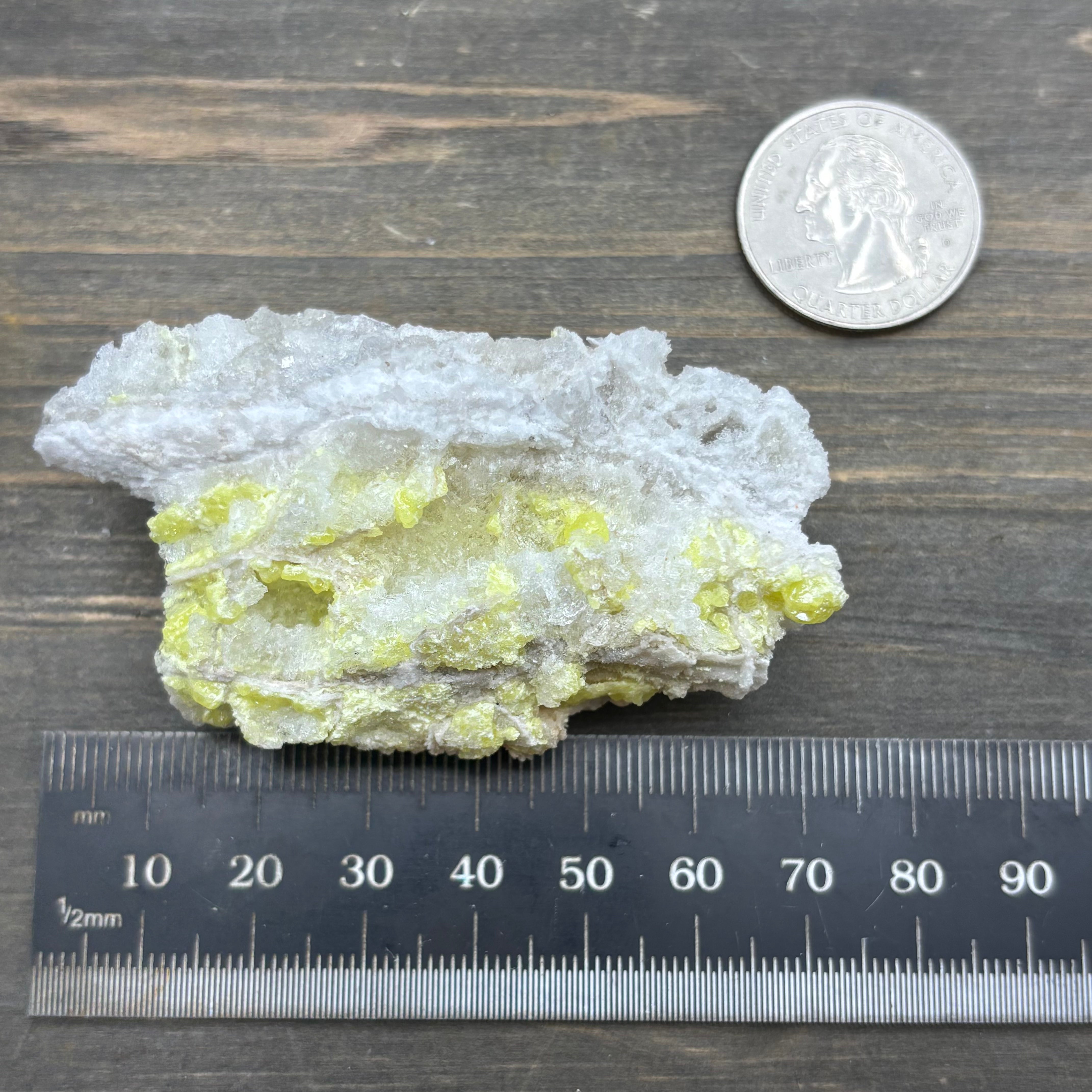 Sulfur on Quartz - 046