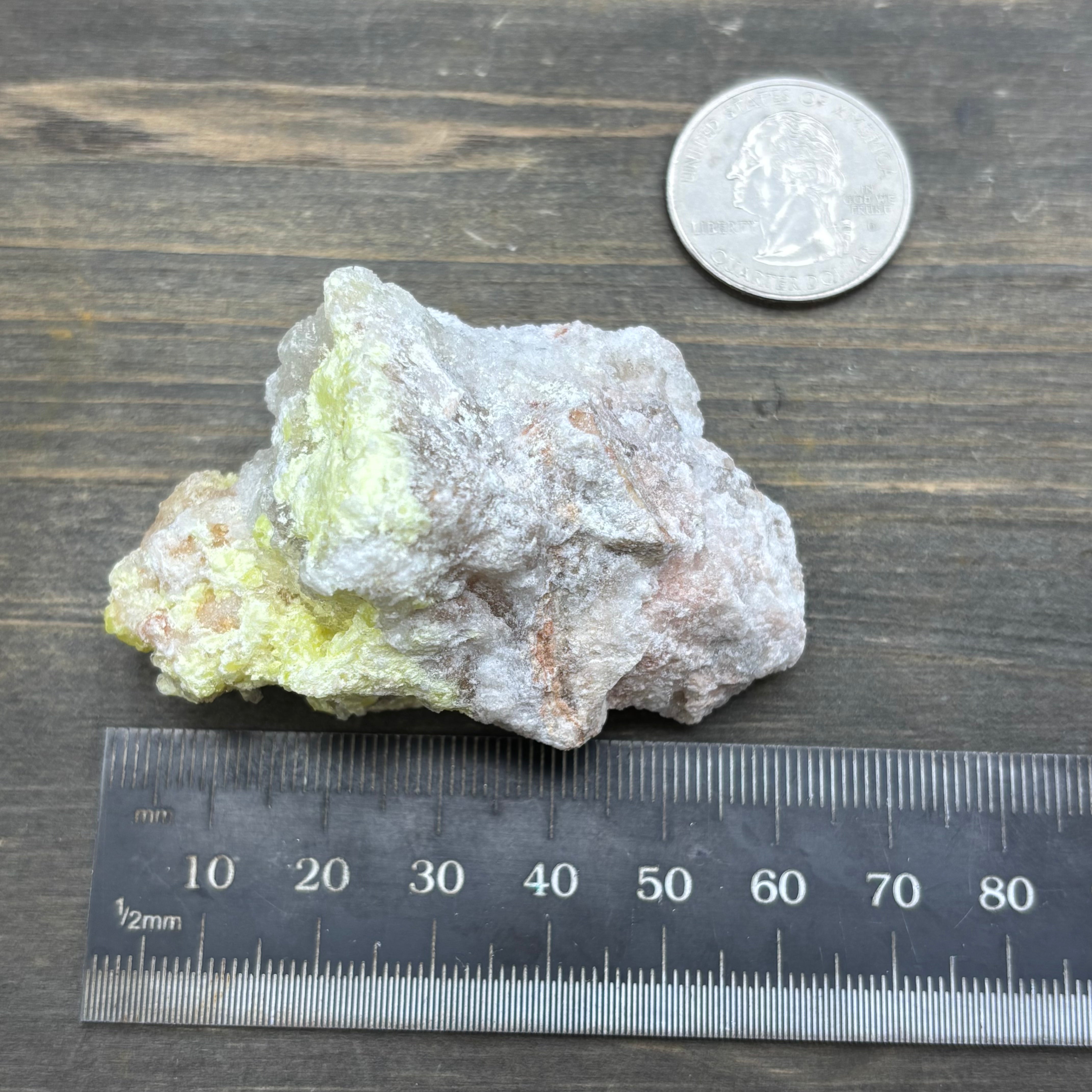 Sulfur on Quartz - 048