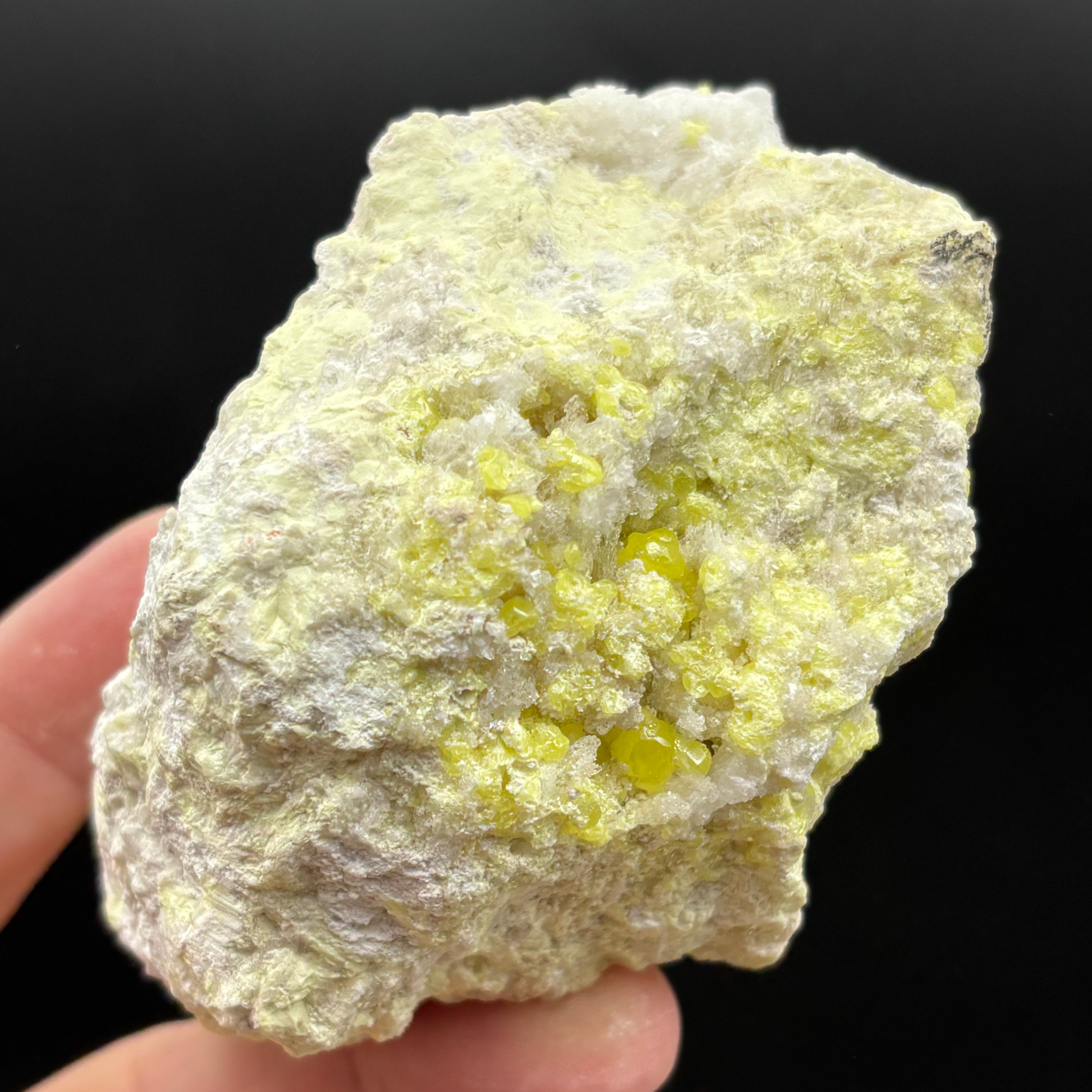 Sulfur on Quartz - 049