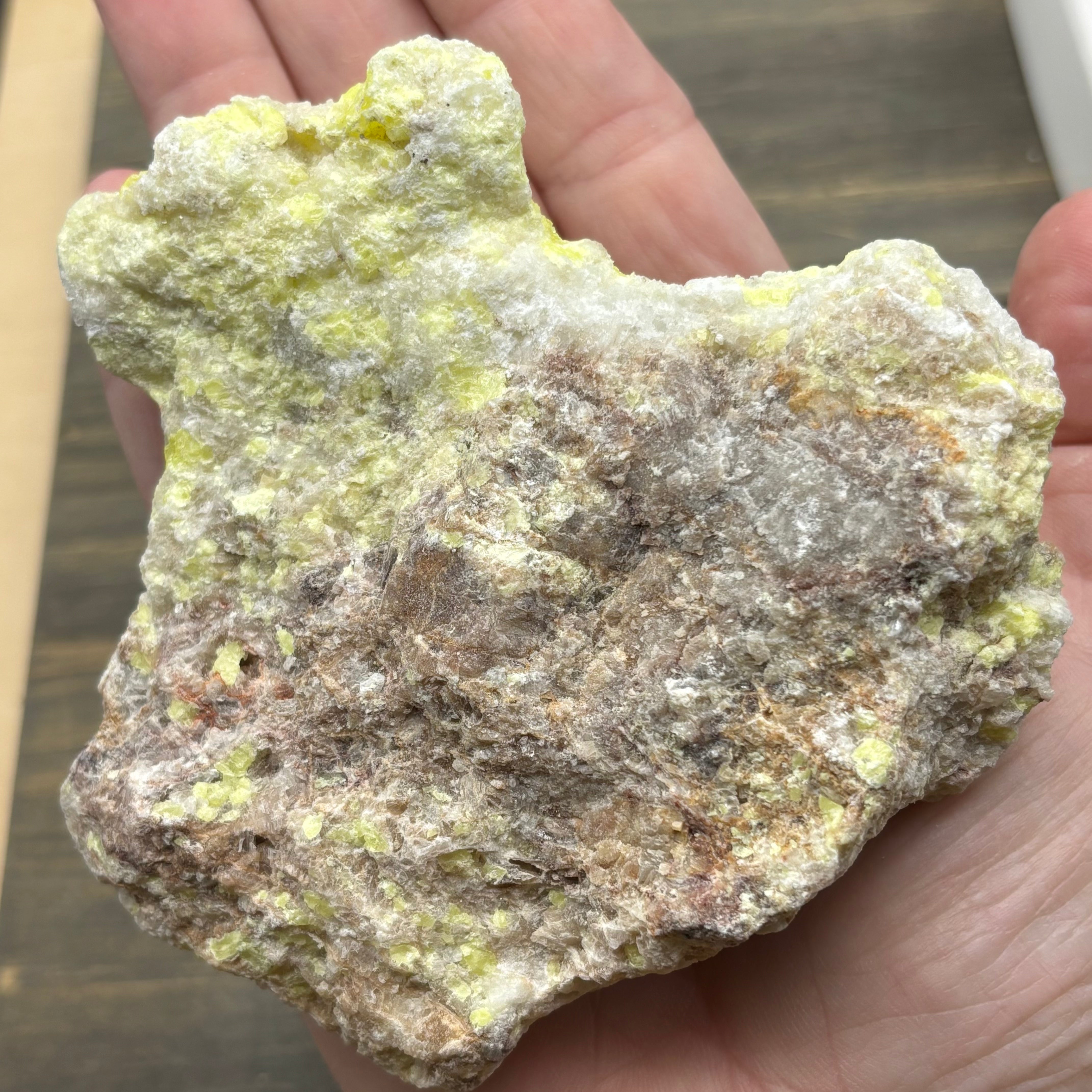 Sulfur on Quartz - 051