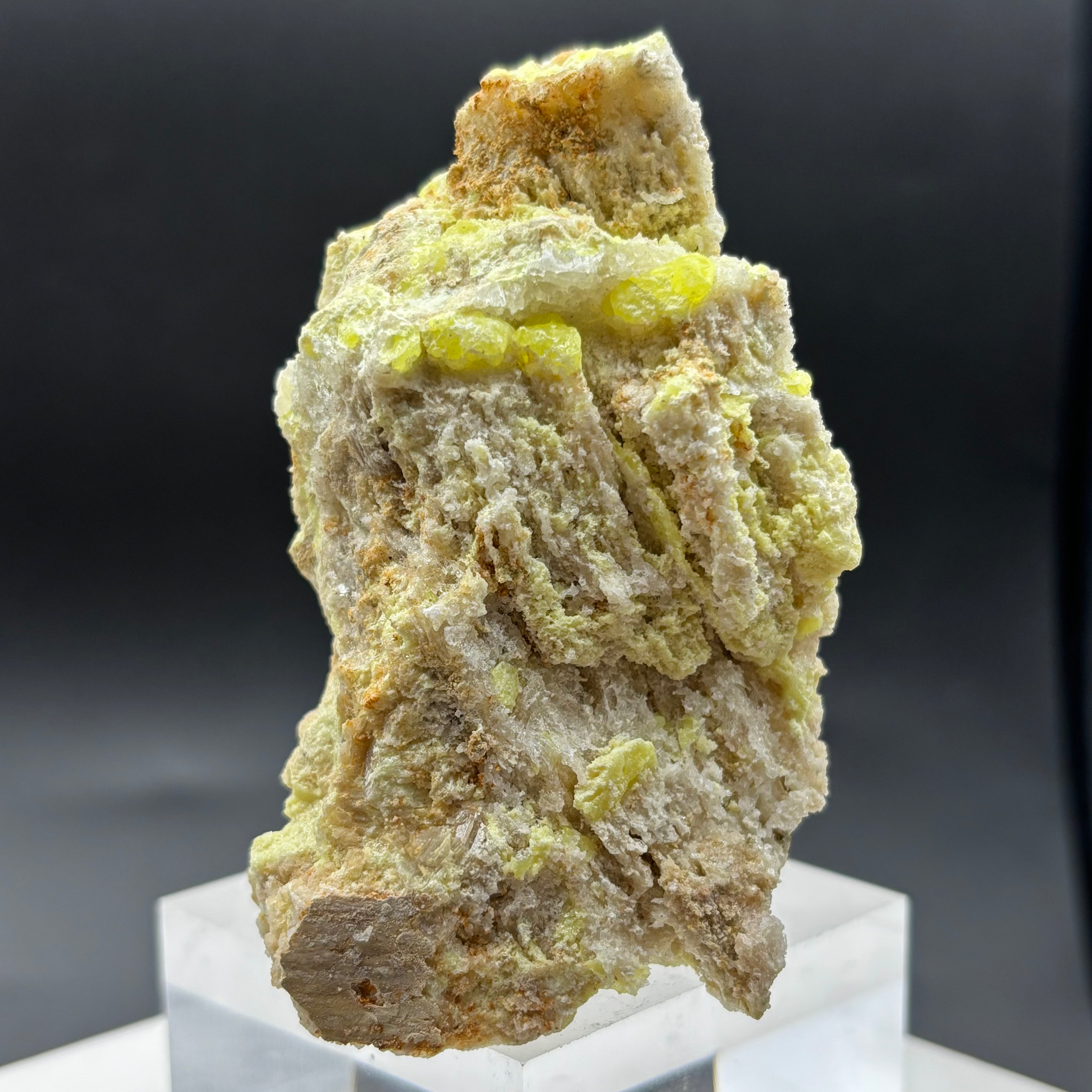 Sulfur on Quartz - 054