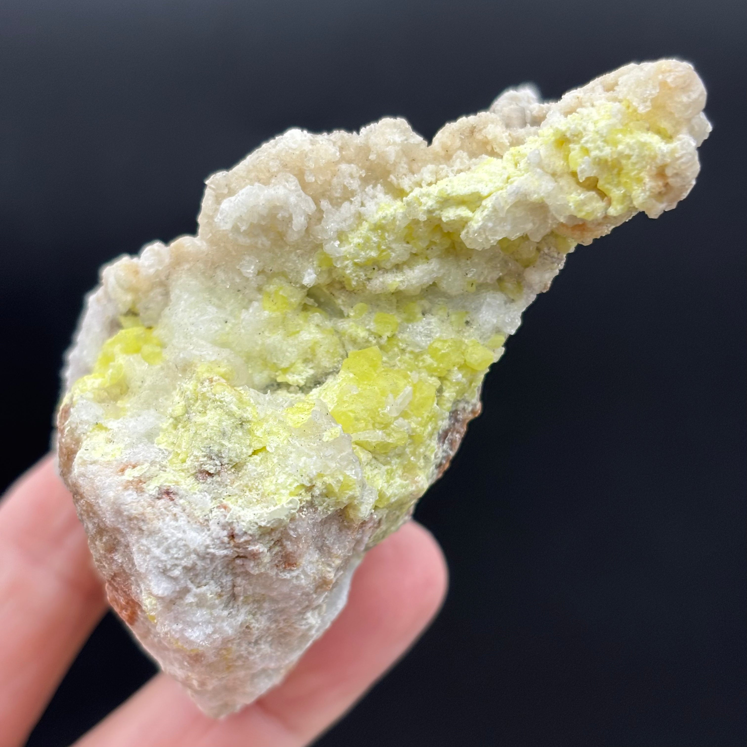 Sulfur on Quartz - 059