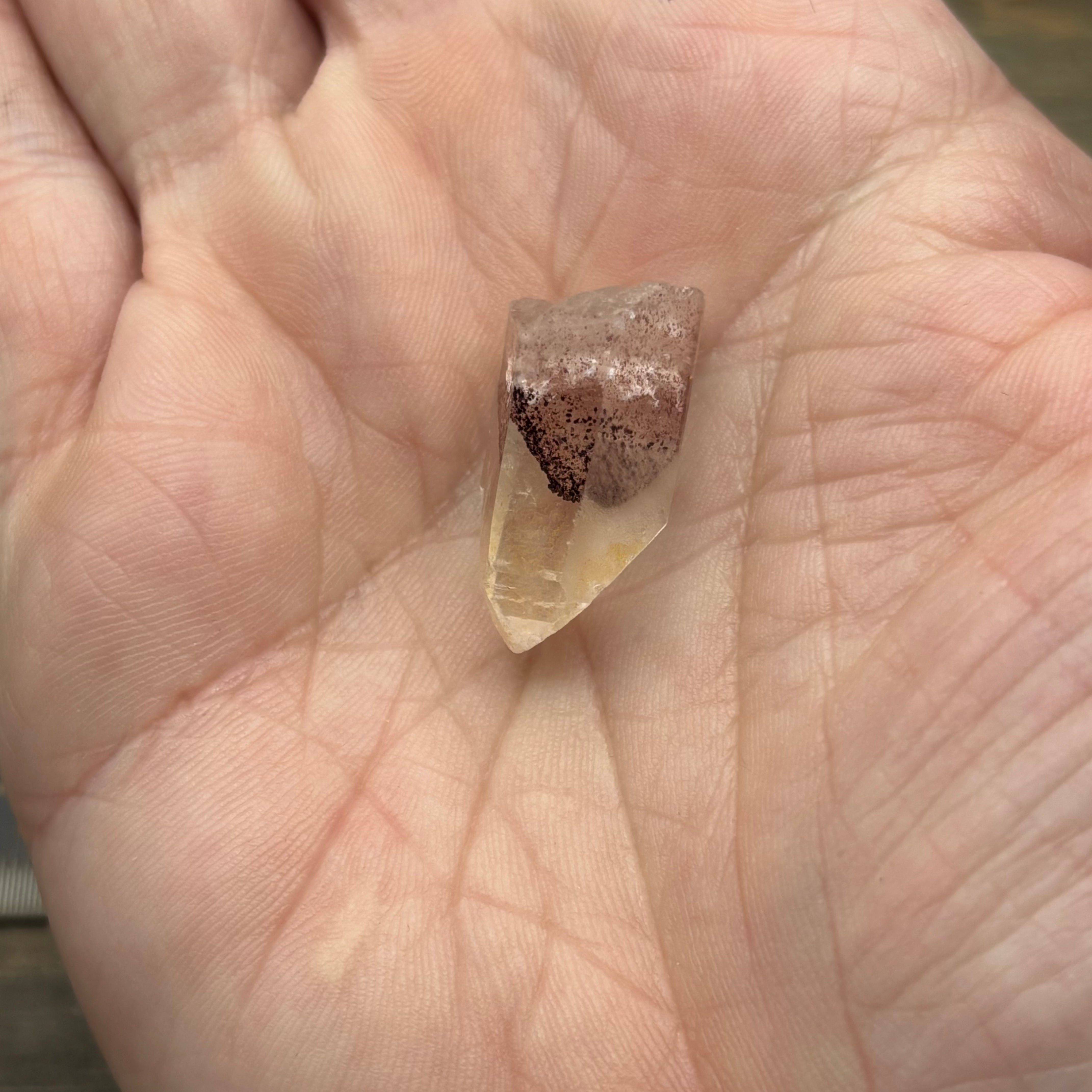 Red Phantom Quartz - 095