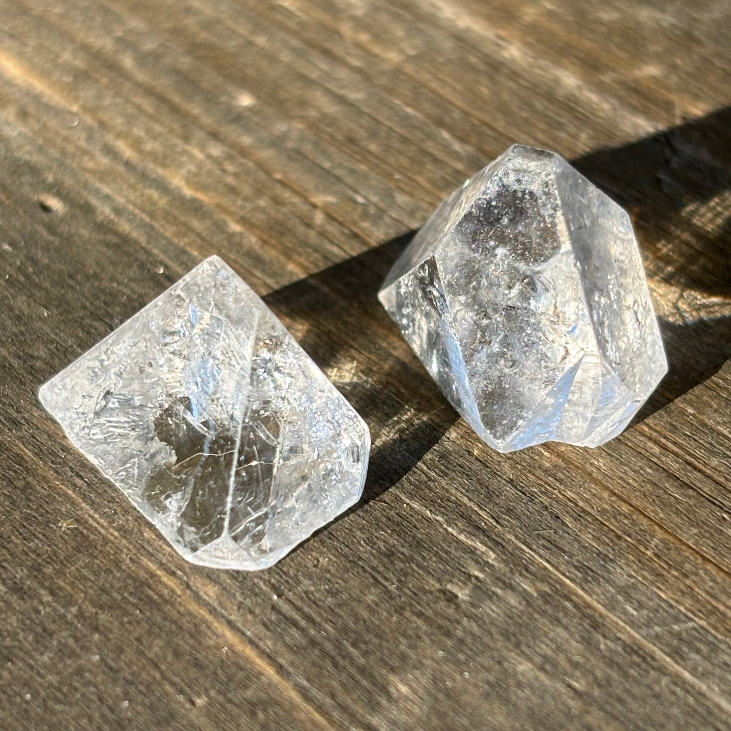 Apophyllite Point Pair
