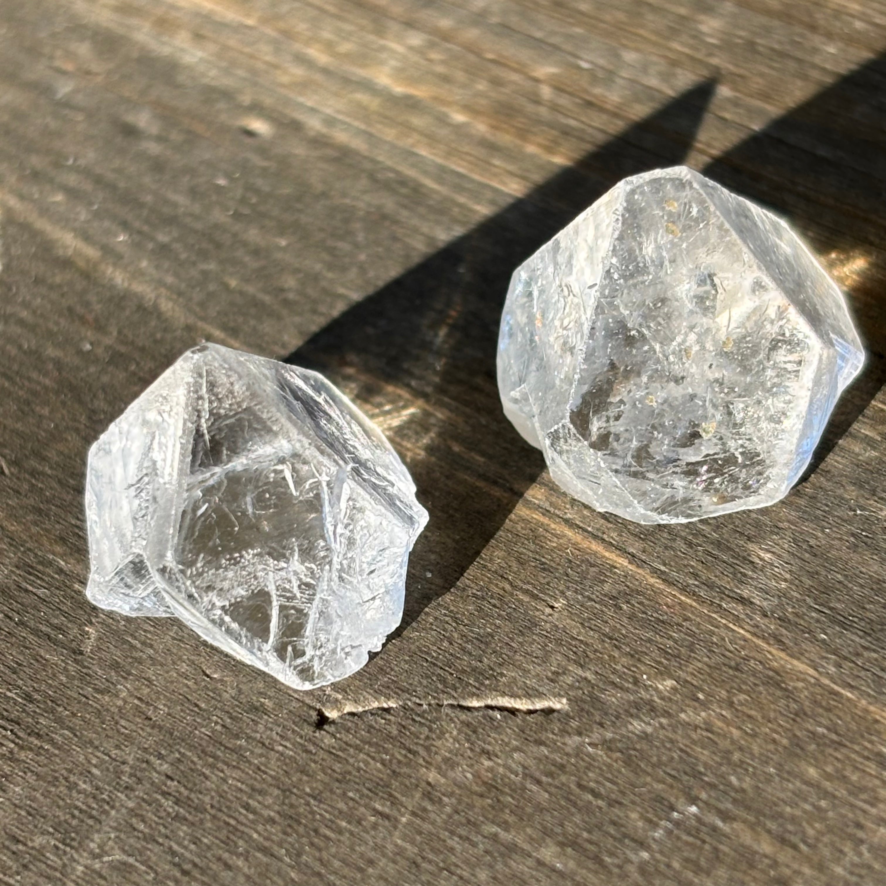 Apophyllite Point Pair