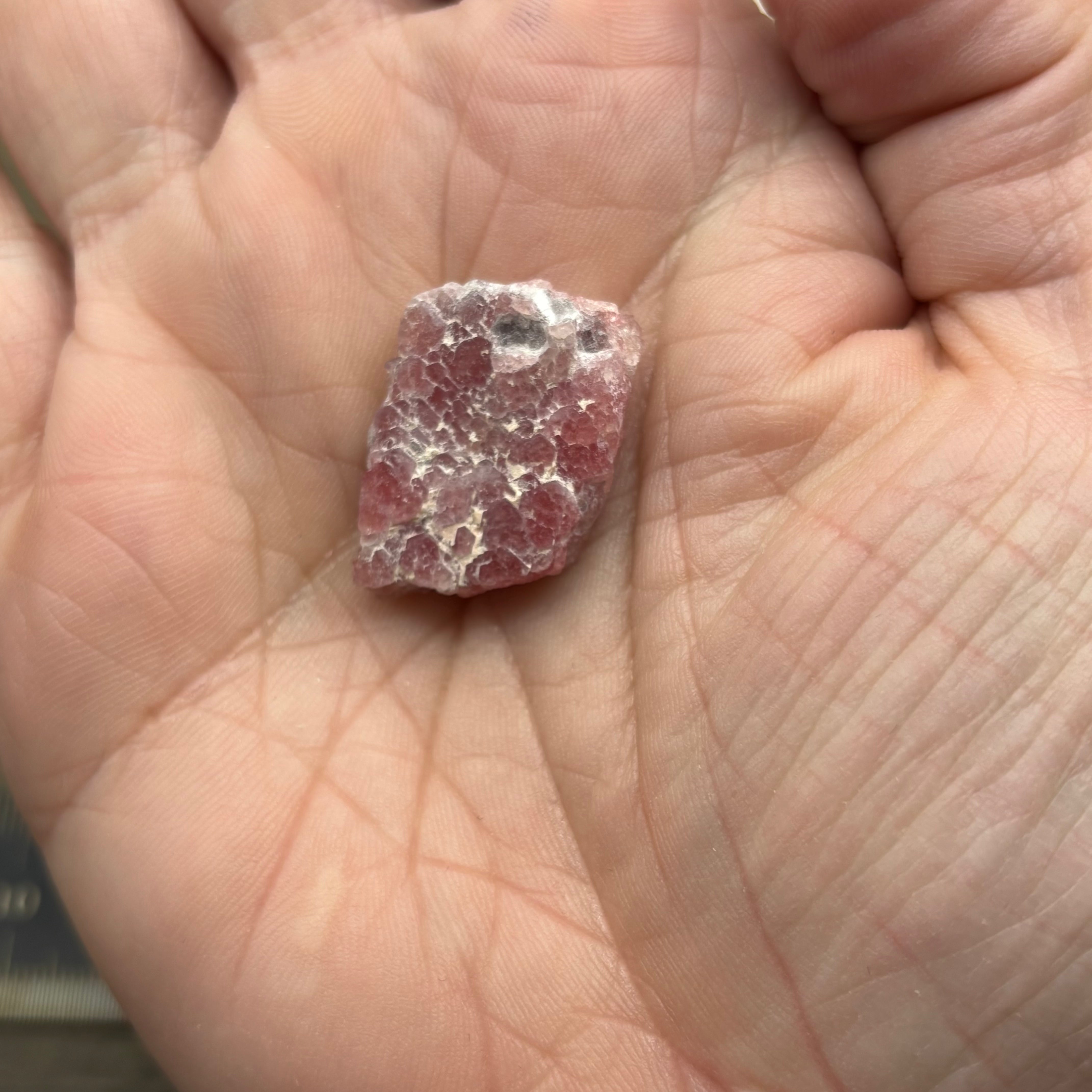 Raspberry Beryl (Pezzottaite) - 008