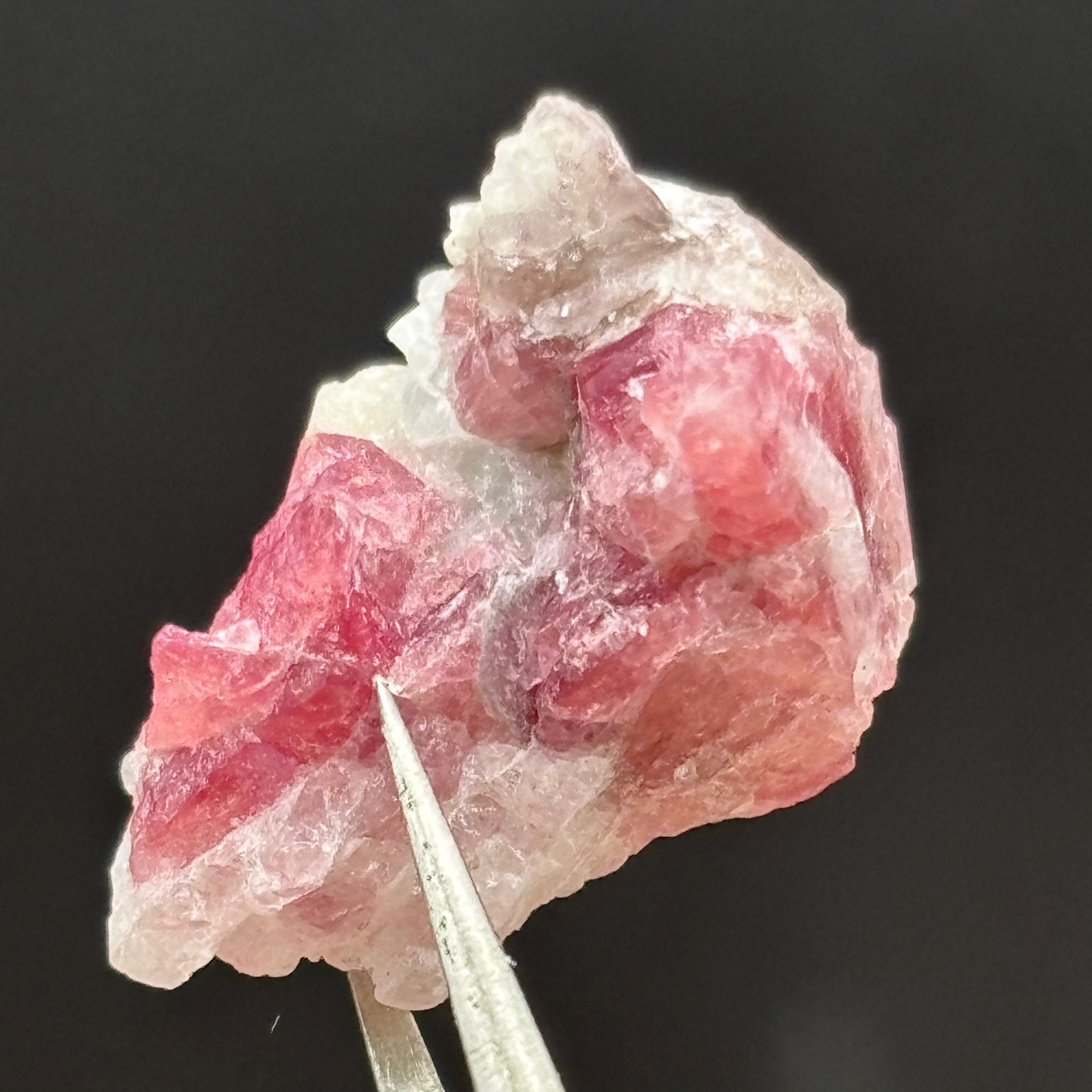 Raspberry Beryl (Pezzottaite) - 009