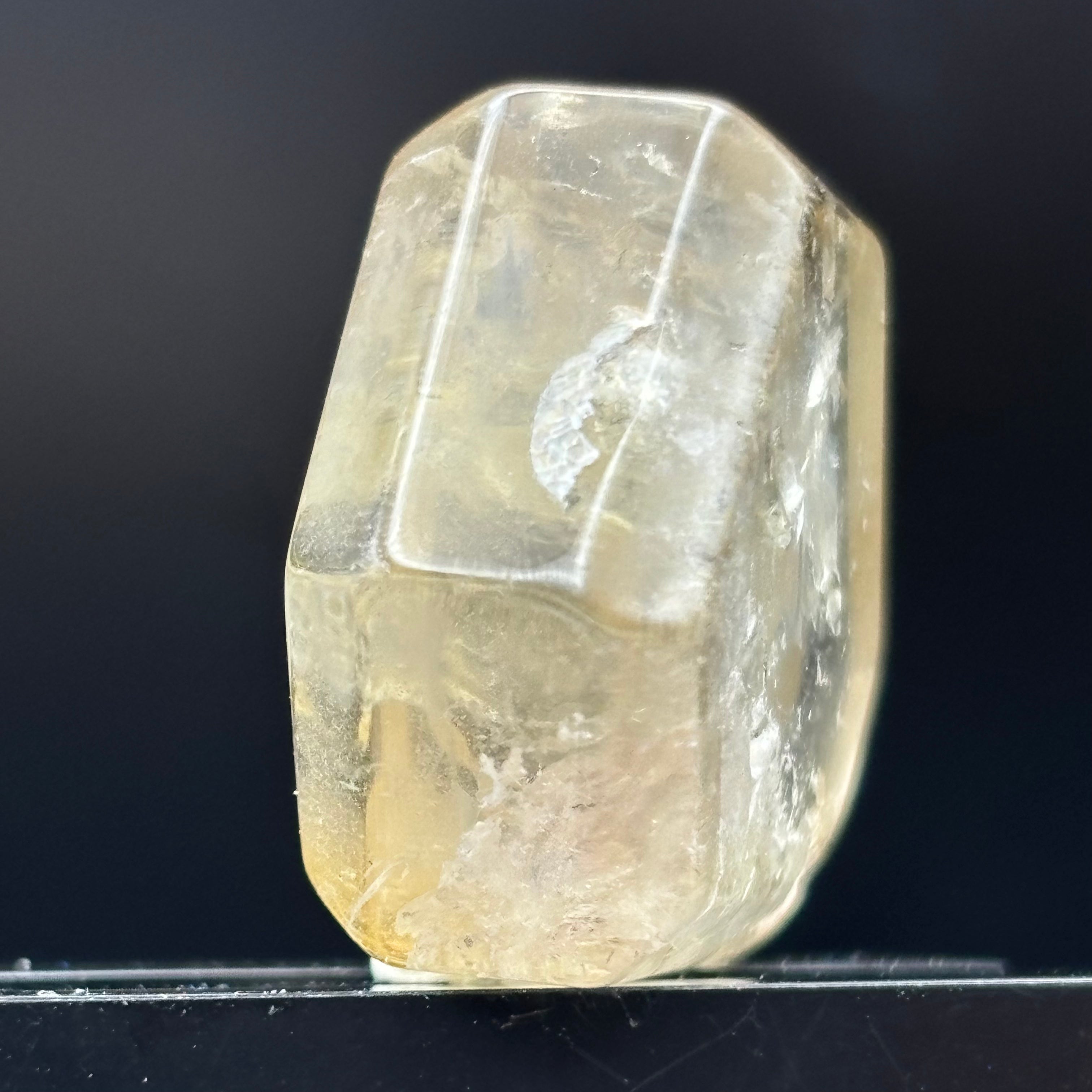 Citrine Crystal Cross-Section - 121