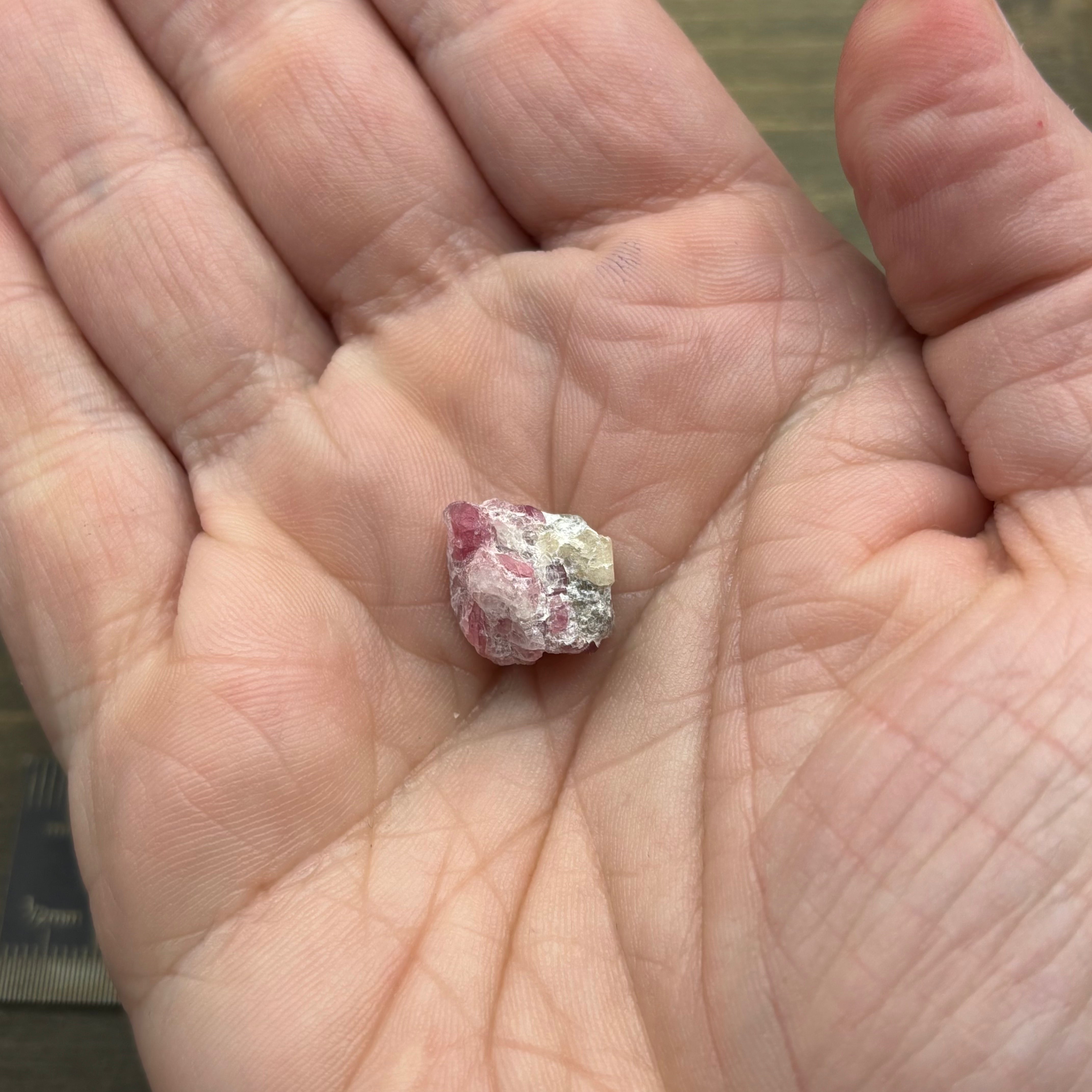 Raspberry Beryl (Pezzottaite) - 014