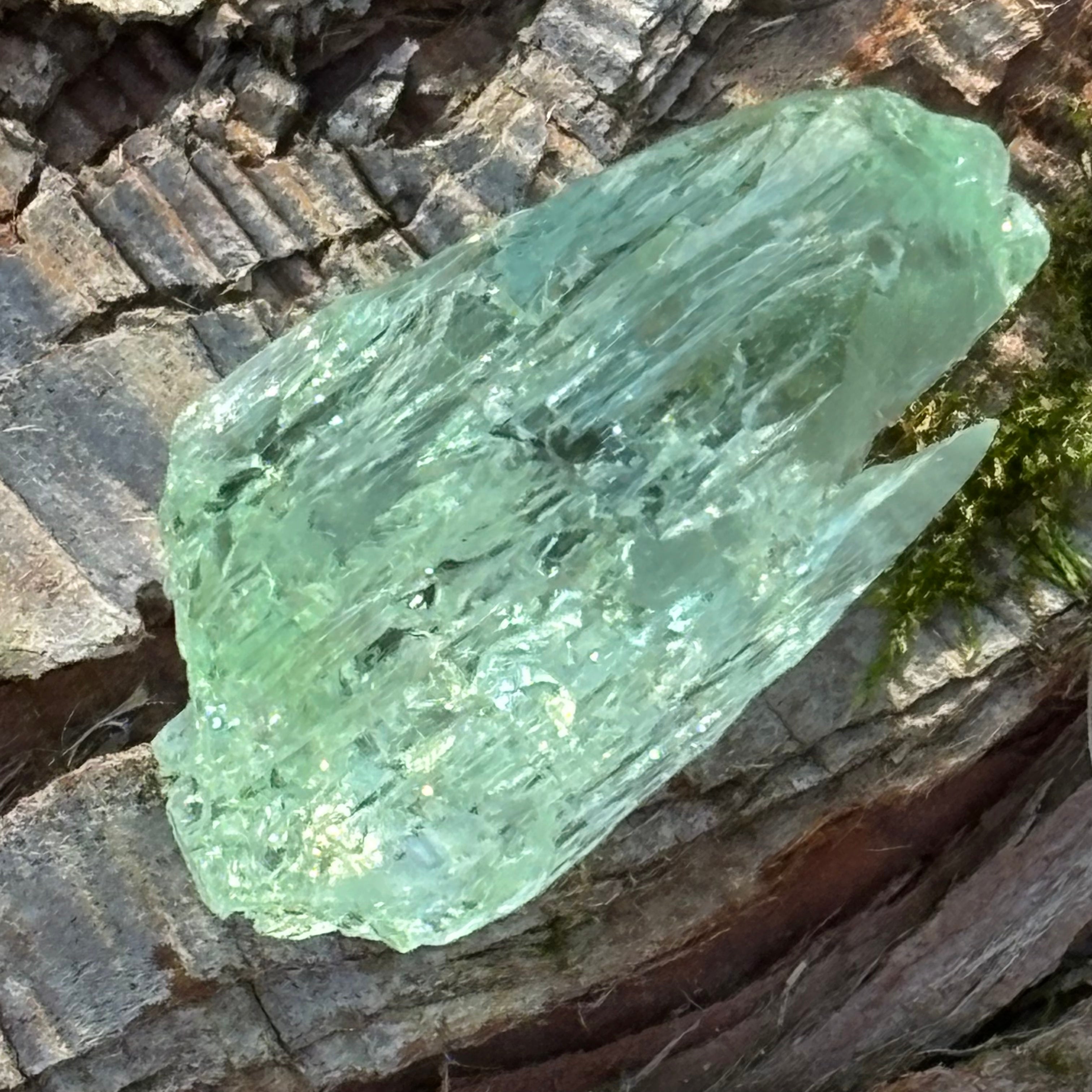 Etched Aquamarine Gem Crystal - 041